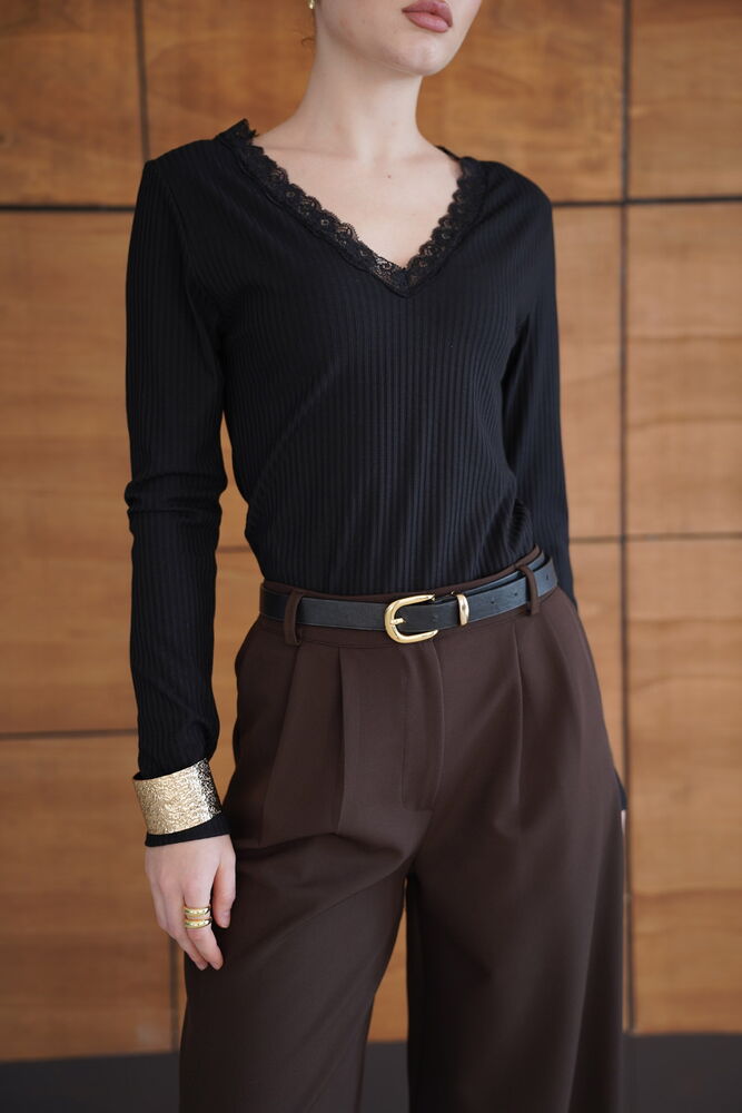 Lace Detail Neck Sweatshirt - Black | F2088 - Topshow