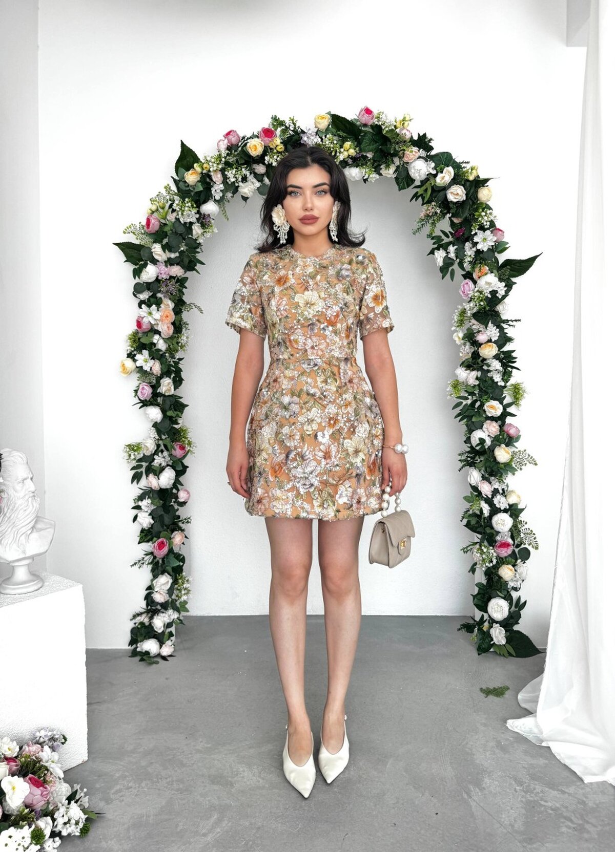 Flowes Rochie cu Detalii din Pietre de Cristal