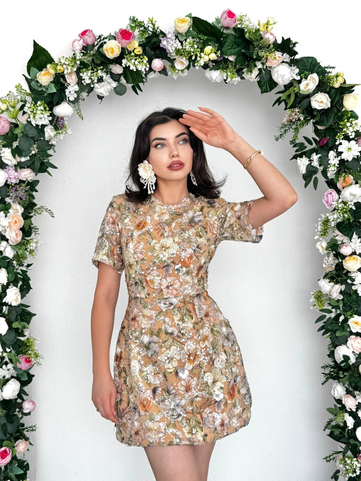 Flowes Rochie cu Detalii din Pietre de Cristal