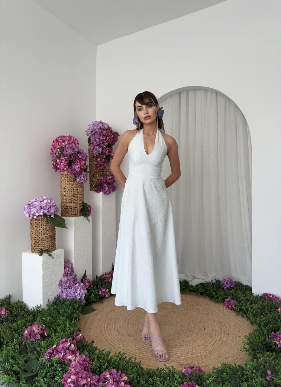 Rochie cu legătură la gât