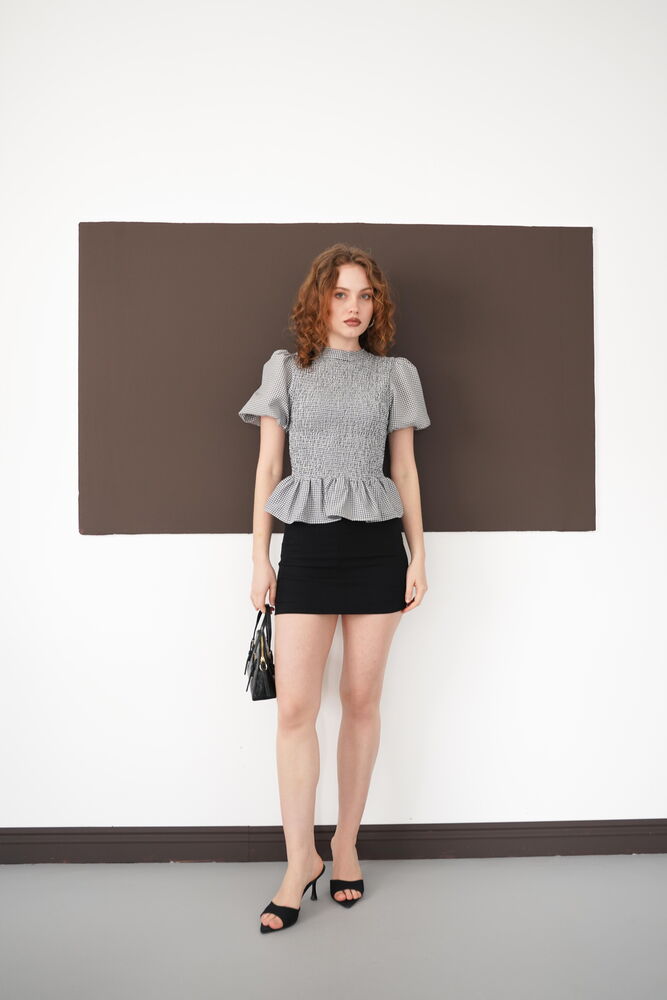 Gipeli Crew Neck T Wholesale Blouse - Black | D2999 - Topshow