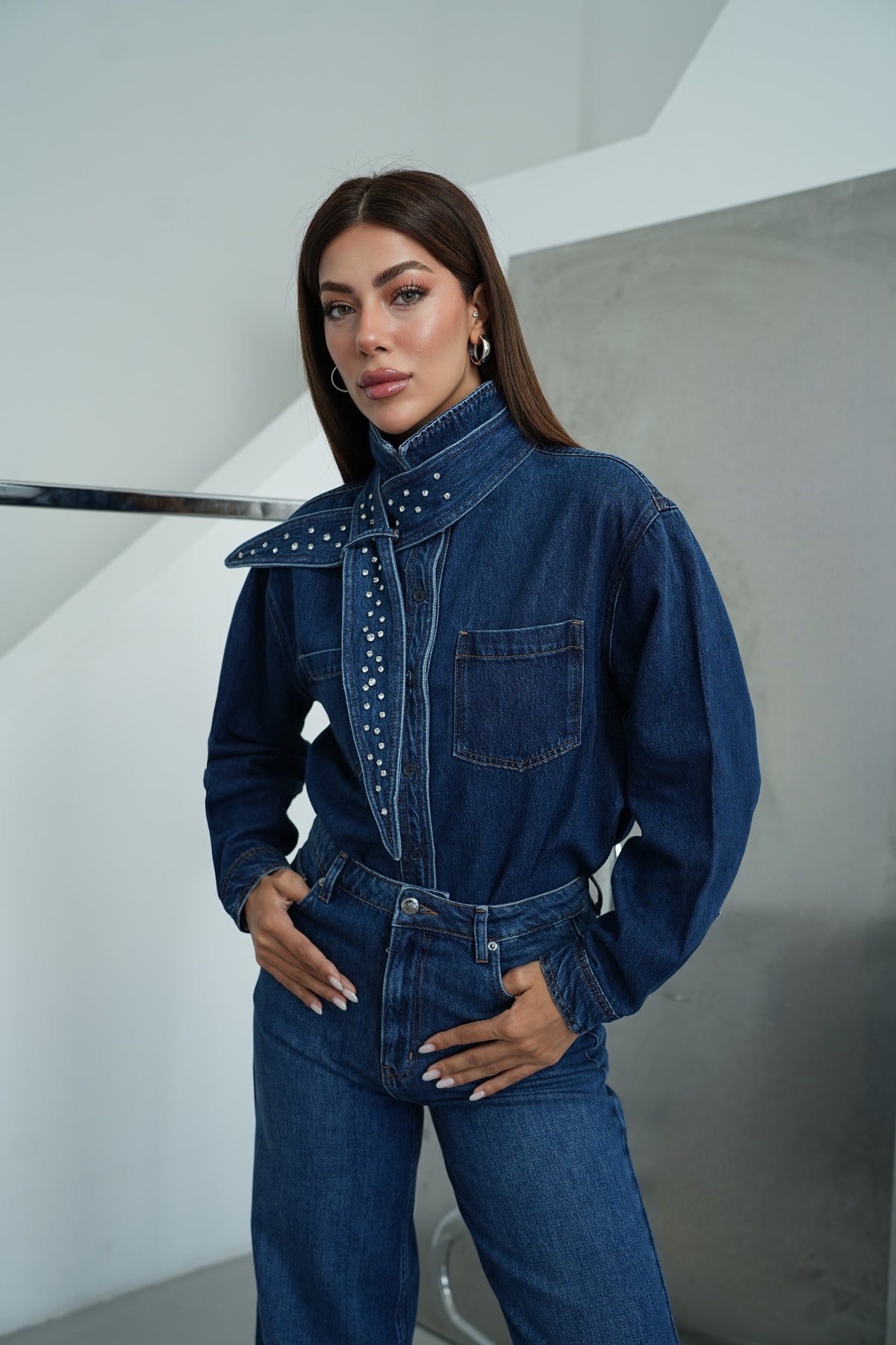 Yaka Çıkartılabilir Taş Detaylı Cep Detaylı Dark Blue Jean Gömlek