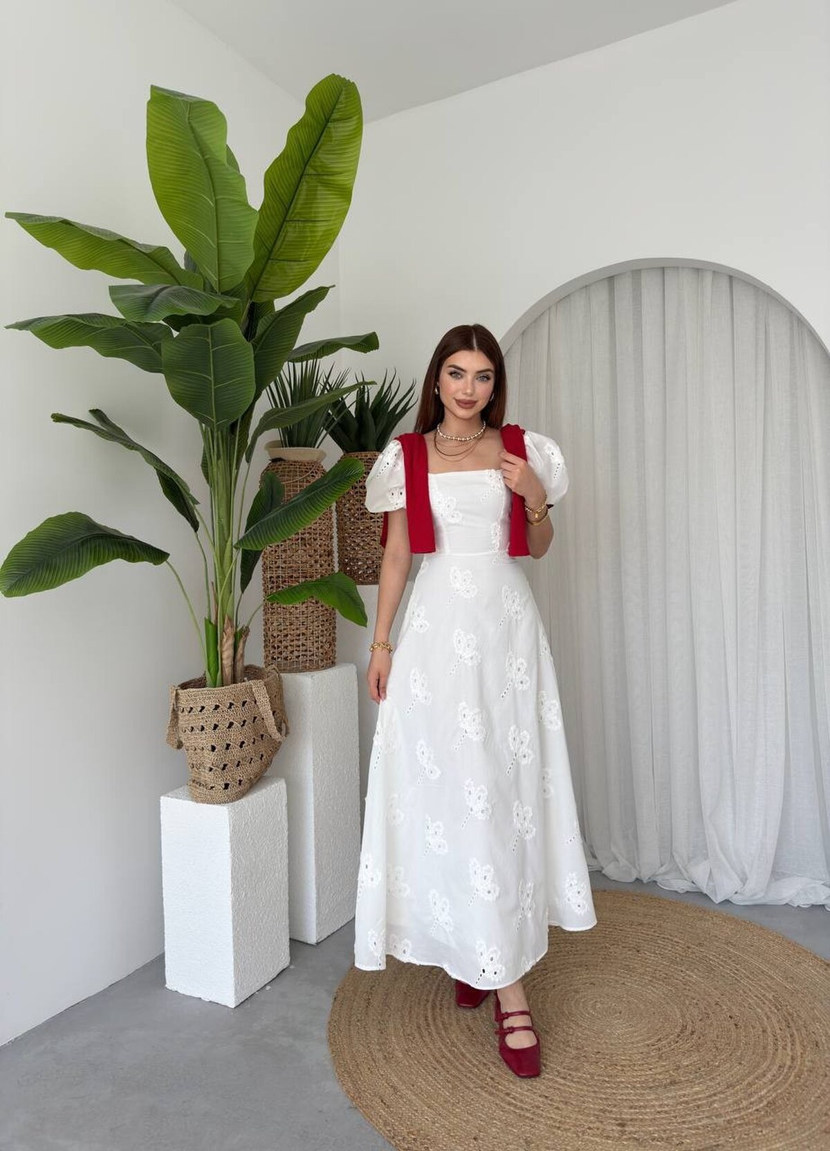 Rochie cu mâneci balon și imprimeu grafic