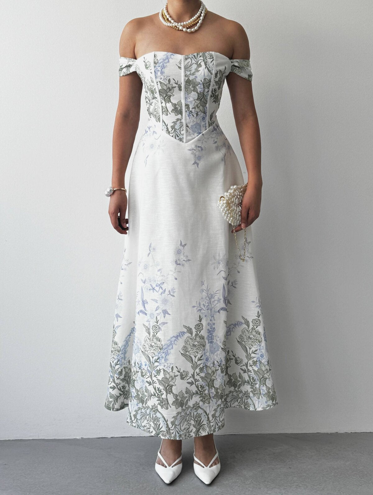 Rochie MIDI Henes