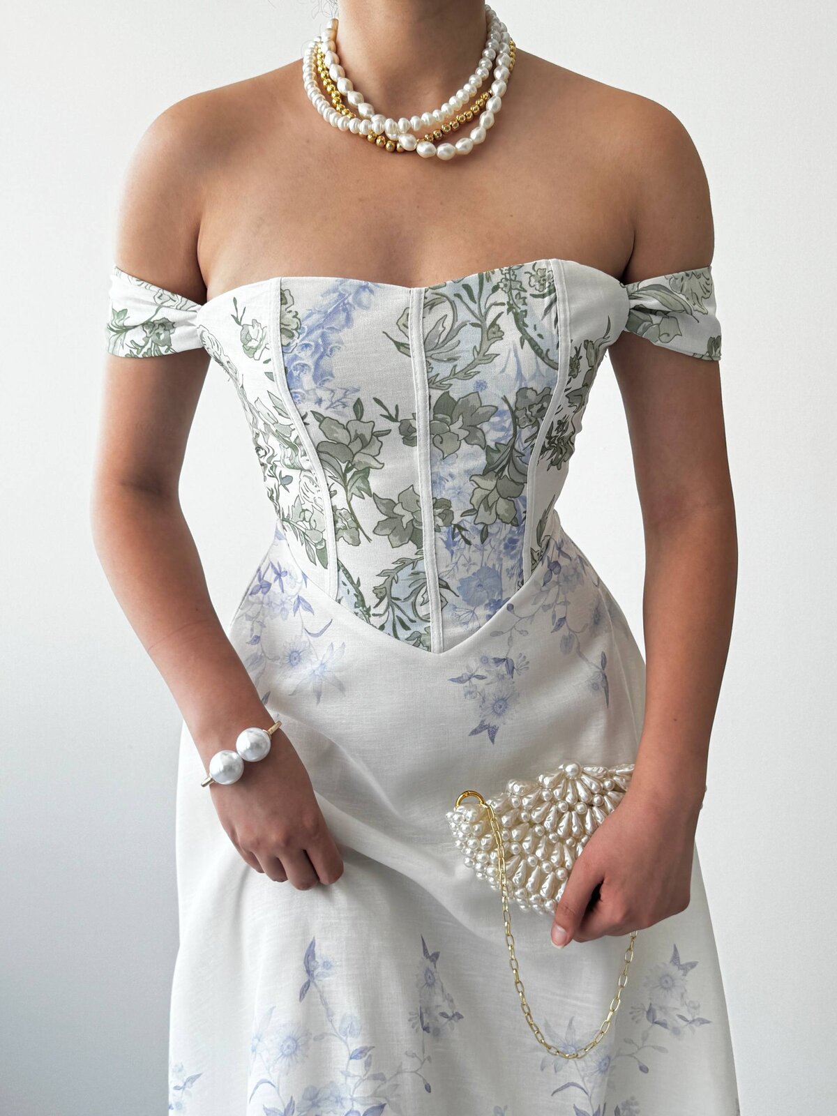 Rochie MIDI Henes