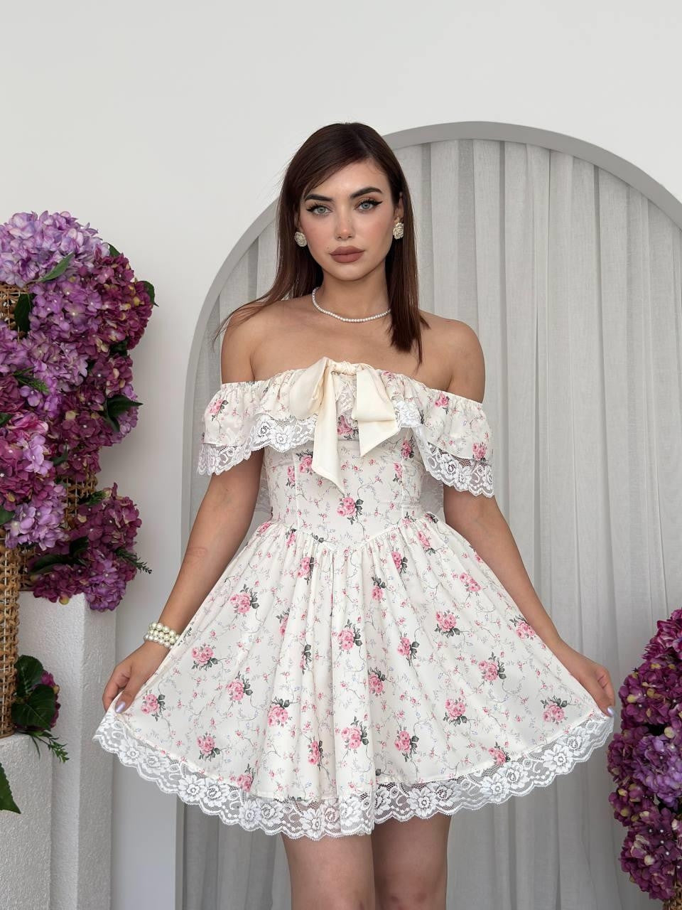 Huma Rochie cu Detalii de Fundă
