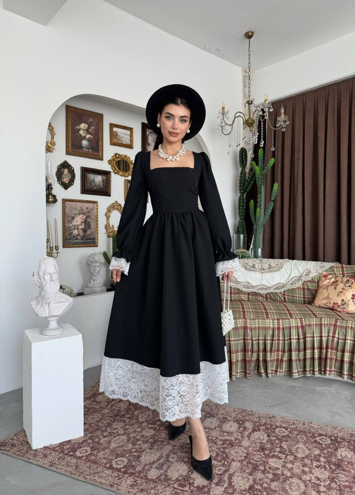 Rochie Huyno cu detalii din dantelă