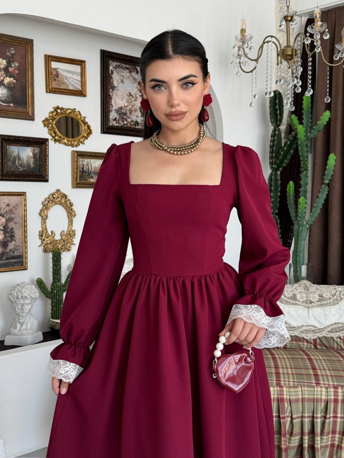 Rochie Huyno cu detalii din dantelă