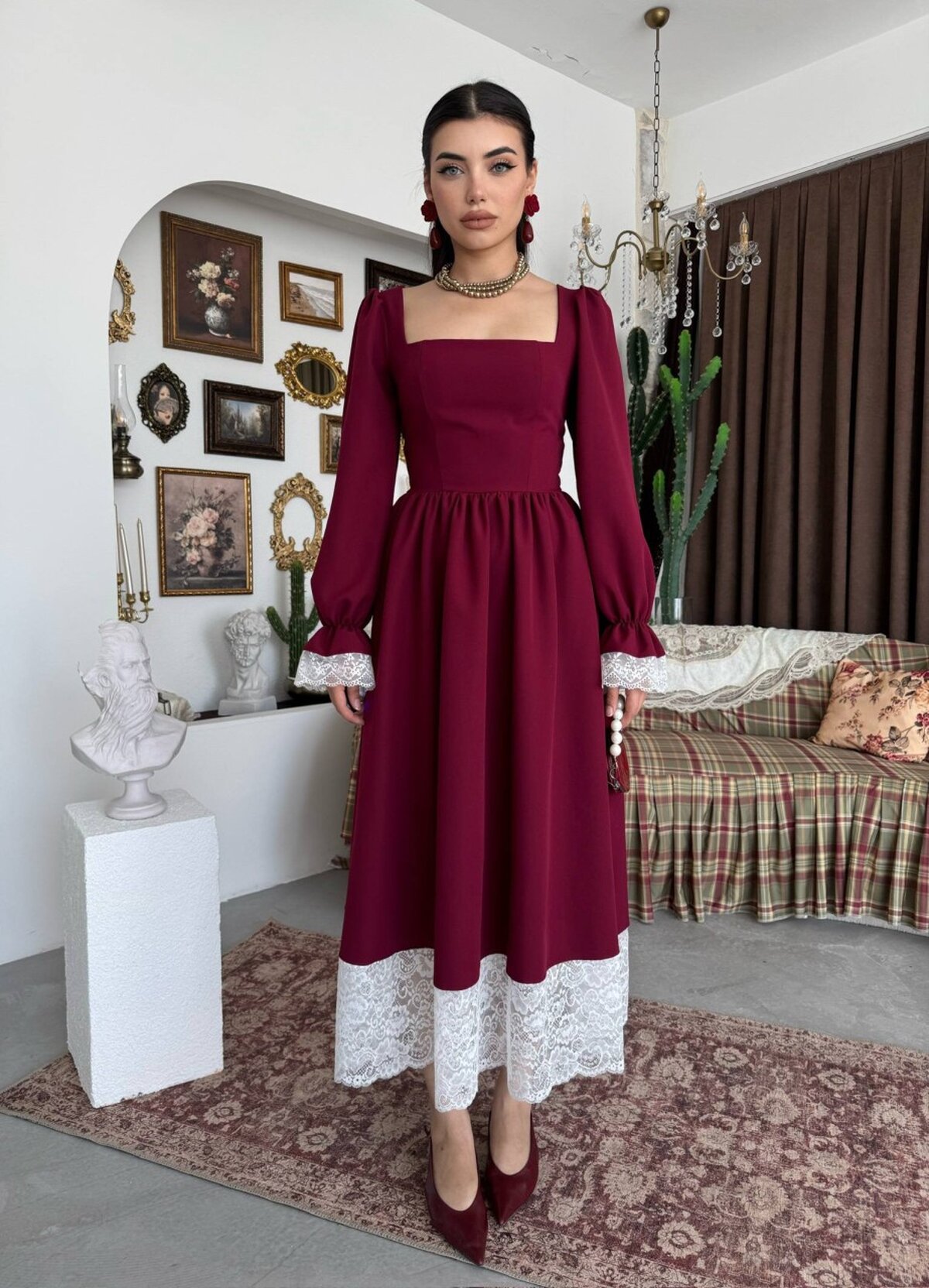Rochie Huyno cu detalii din dantelă