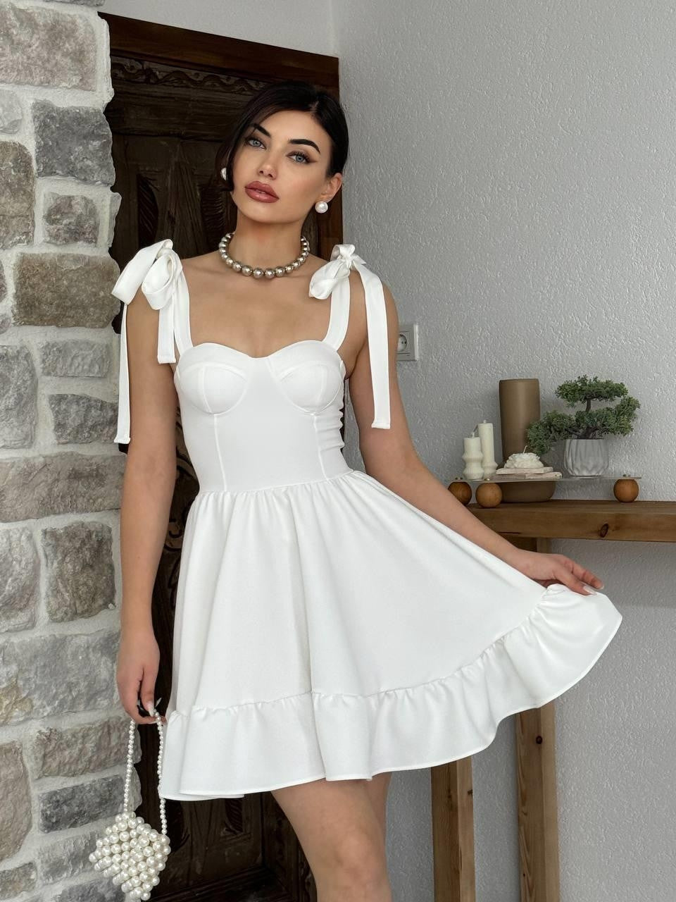 ROCHIE DIN SATEN CU BRETELE ȘI LEGĂTURĂ