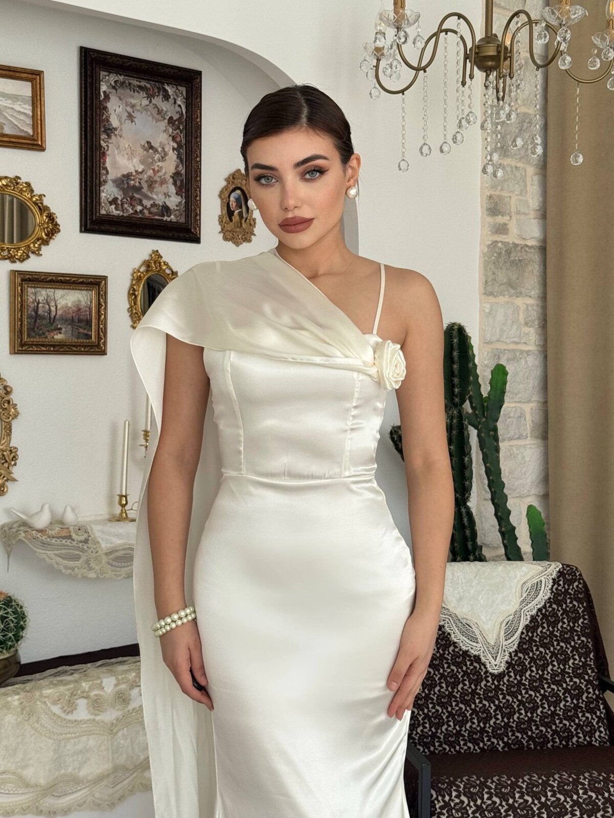 Rochie Junas cu detaliu la guler