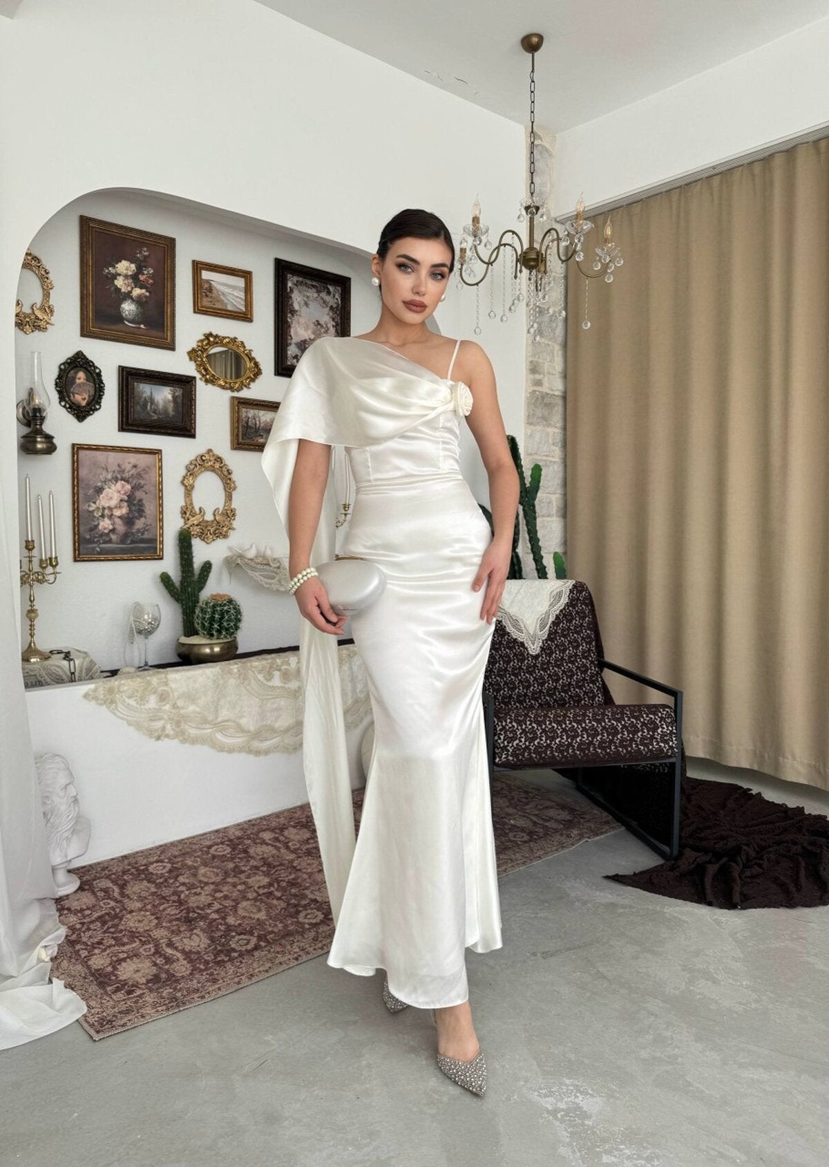 Rochie Junas cu detaliu la guler