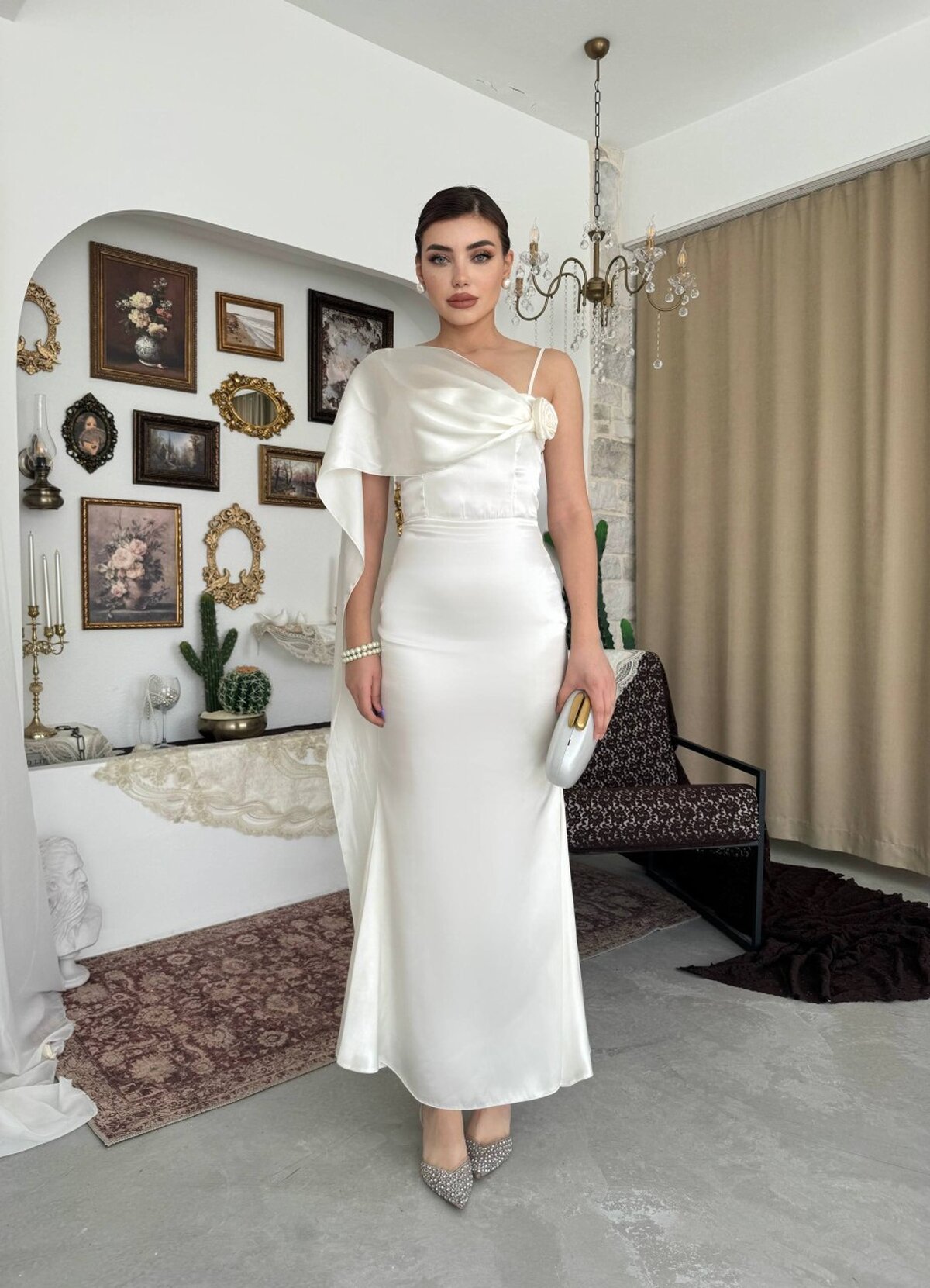 Rochie Junas cu detaliu la guler
