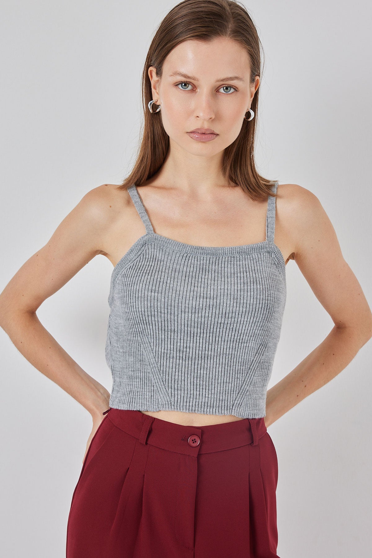 Bluza Crop cu Bretele 15934 - Gri
