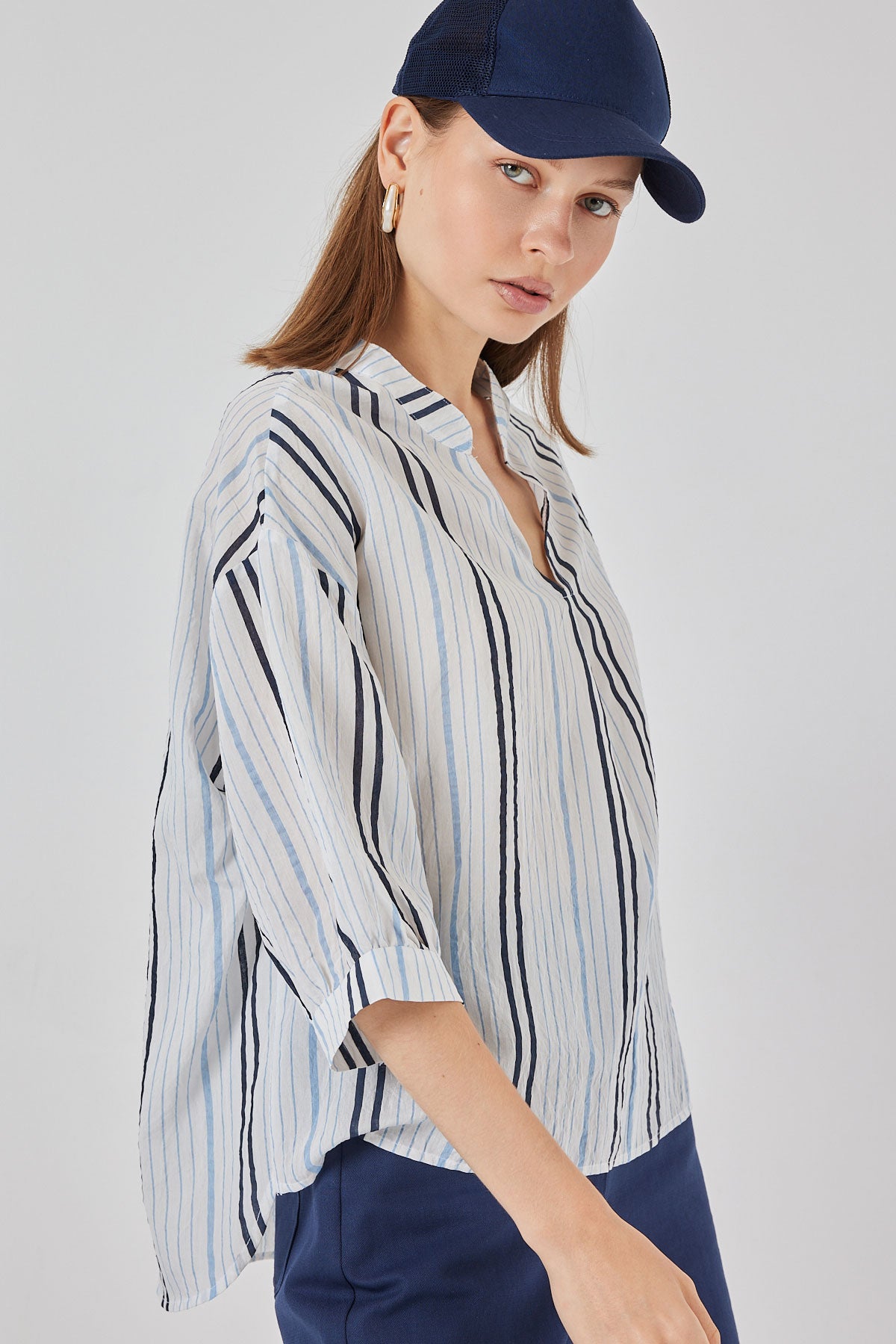 Bluza Oversize Dungată 967 - Albastru Deschis
