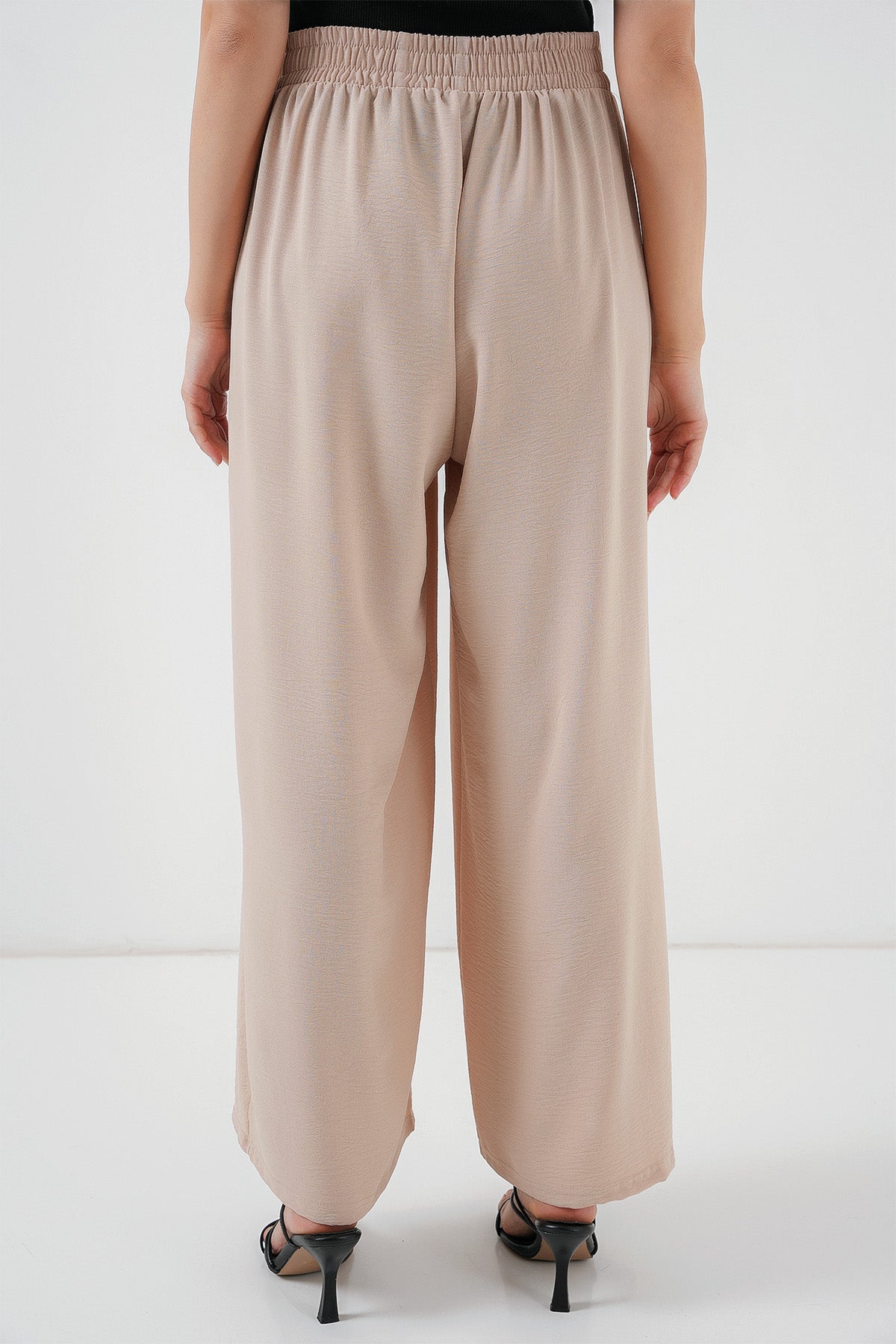 Pantaloni plisati cu crac lat pentru femei 6718 - Crem