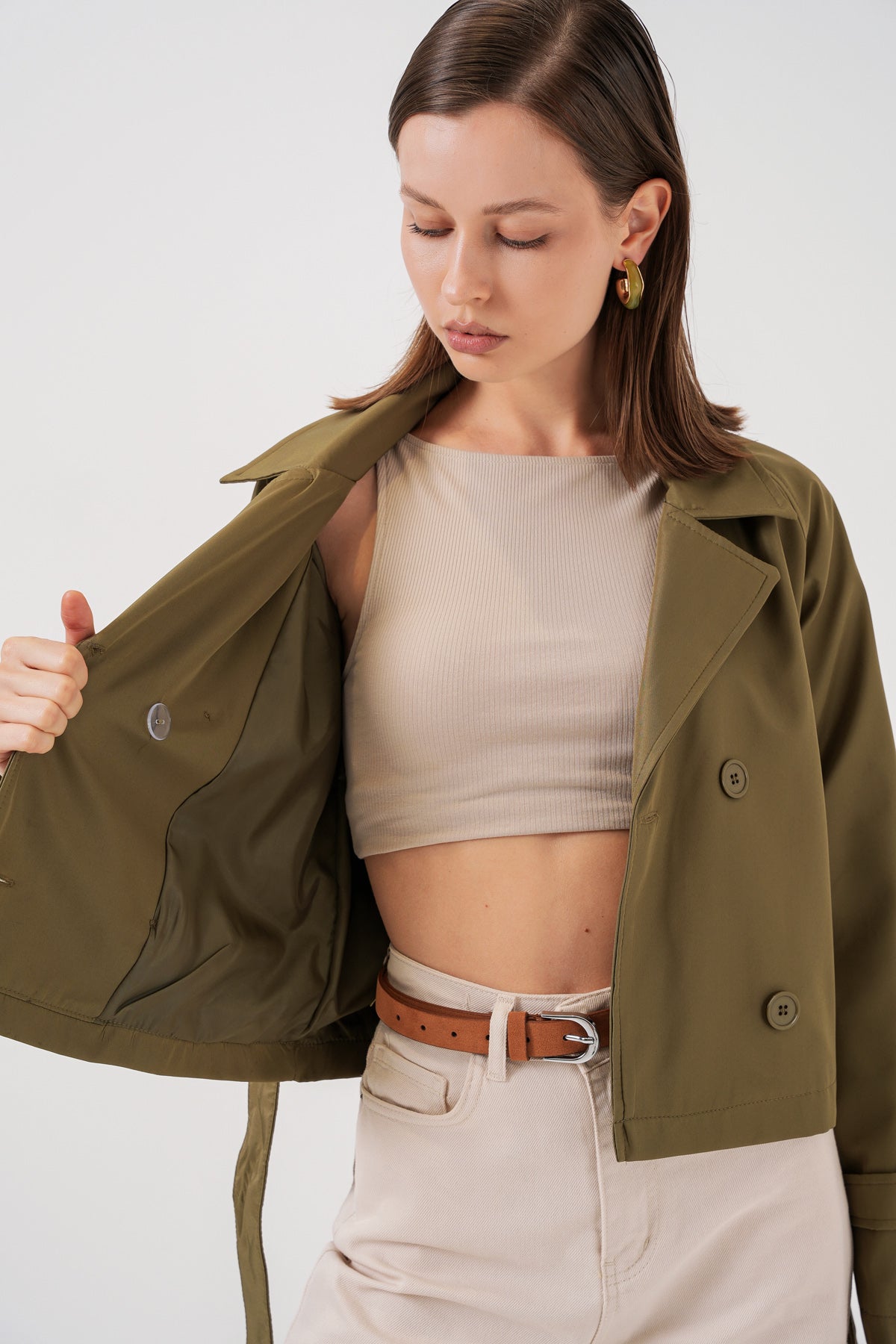 Trenchcoat scurt cu curea pentru femei 5970 - Khaki
