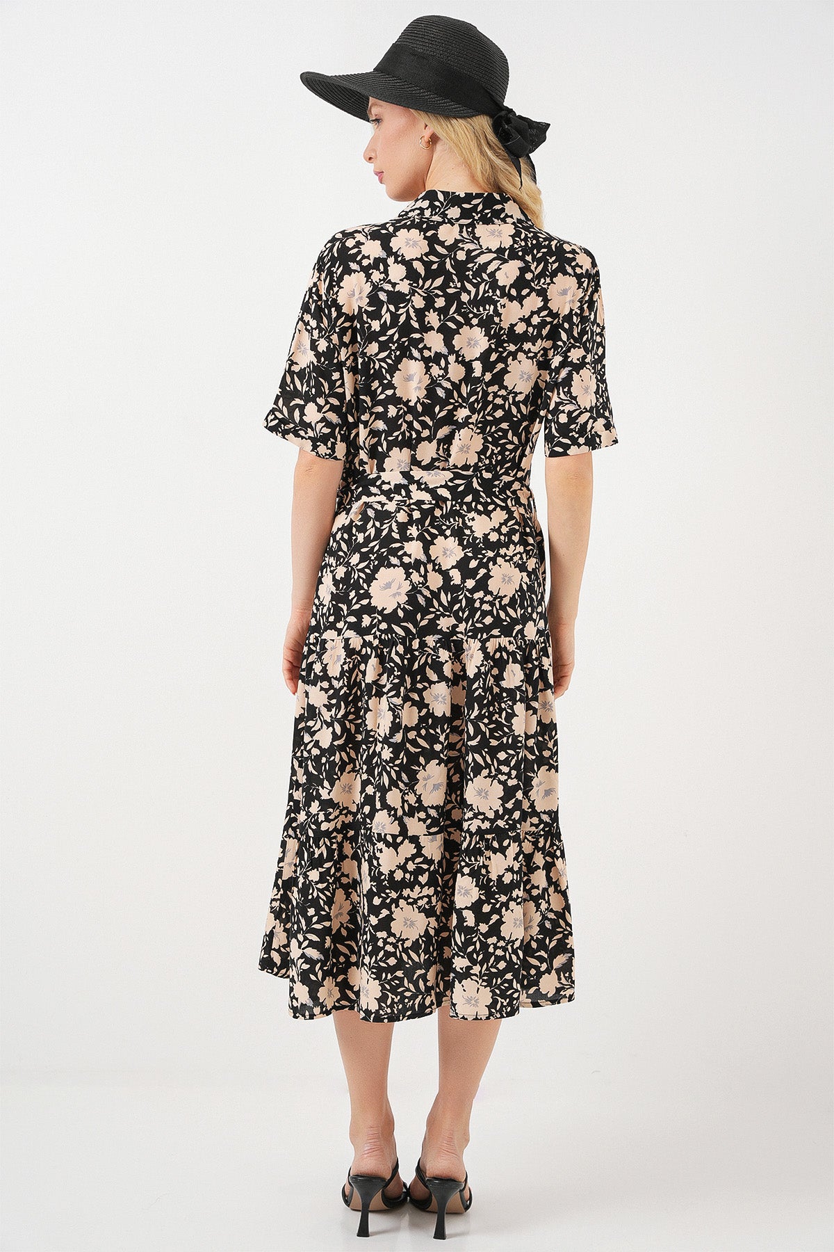 Rochie Cu Model Și Mâneci Scurte Damă 2560 - Negru