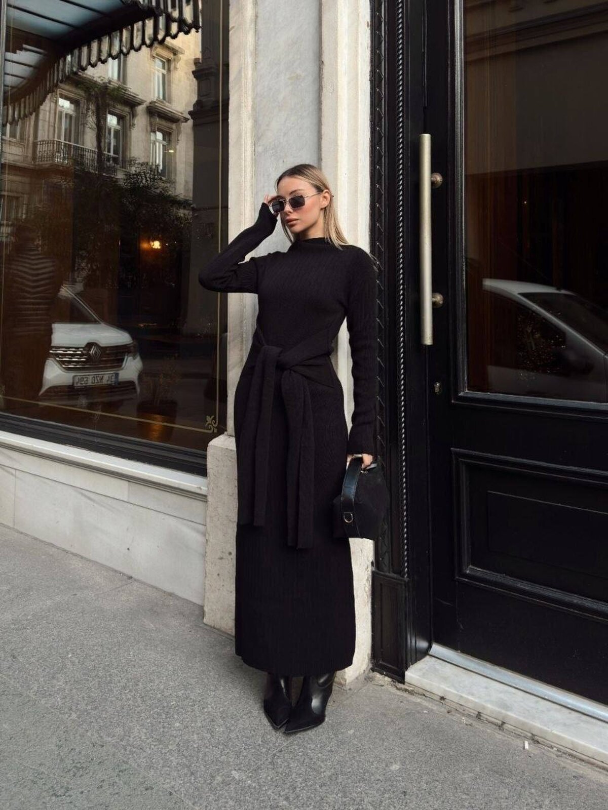 ROCHIE CU LEGĂTURĂ PROPRIE