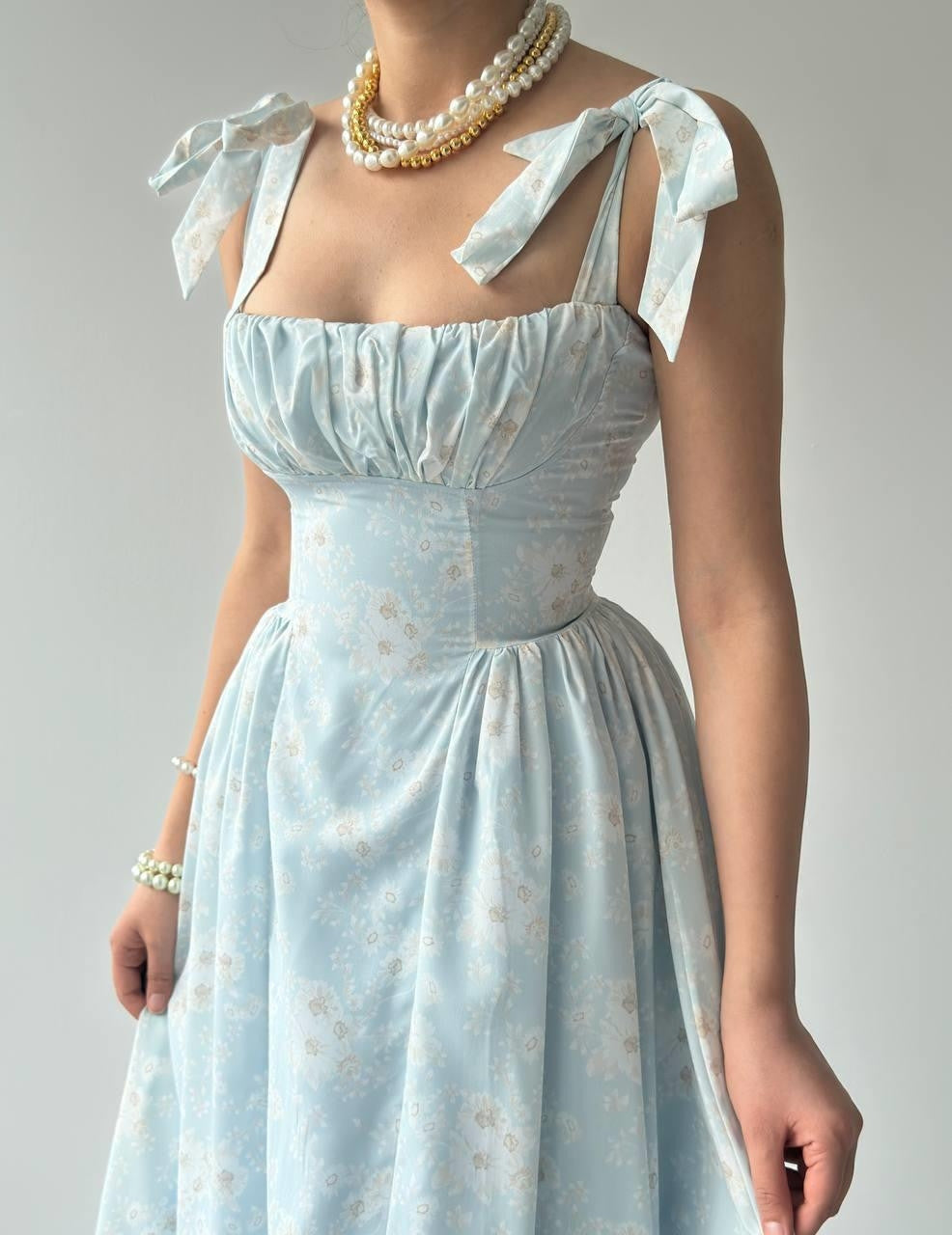 Rochie Khalesi cu legătură pe umăr