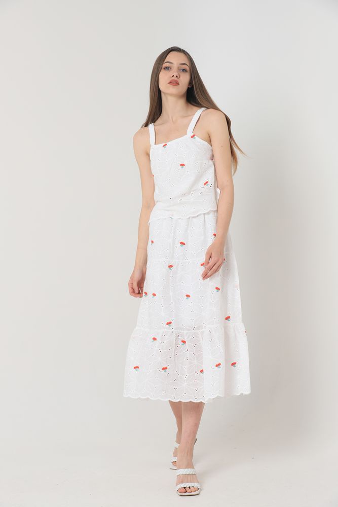 Fustă lungă cu broderie florală, en-gros - Roșie | TOPSHOW