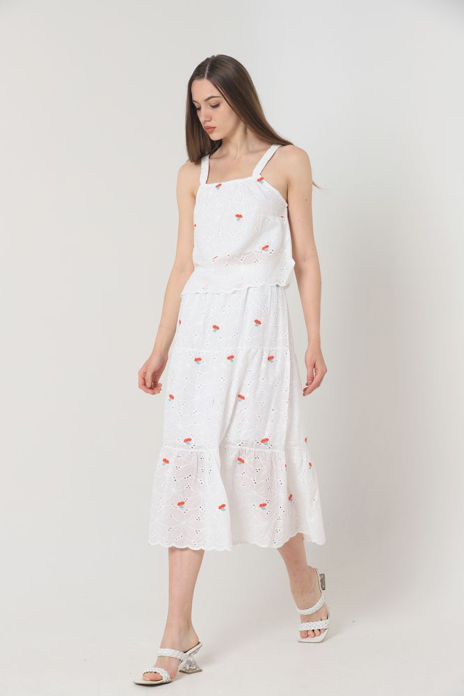 Fustă lungă cu broderie florală, en-gros - Roșie | TOPSHOW