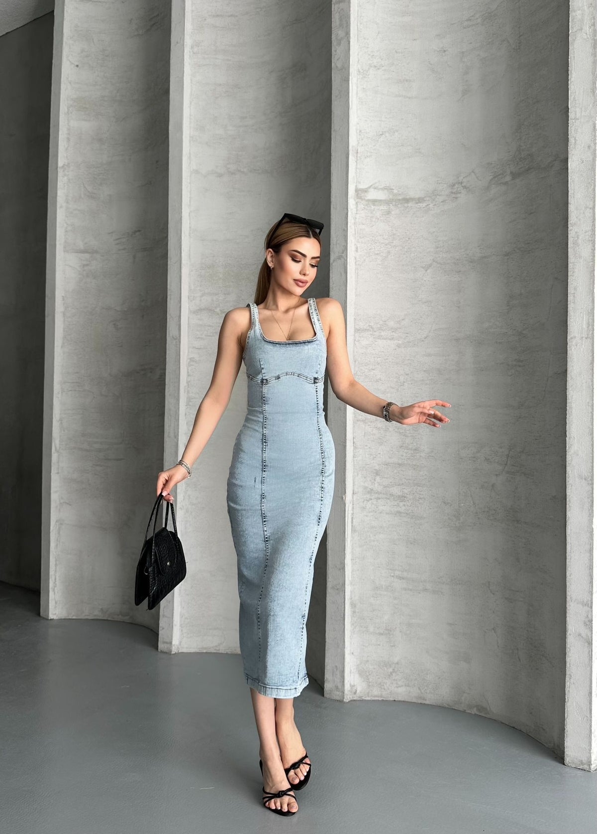 ROCHIE DIN DENIM