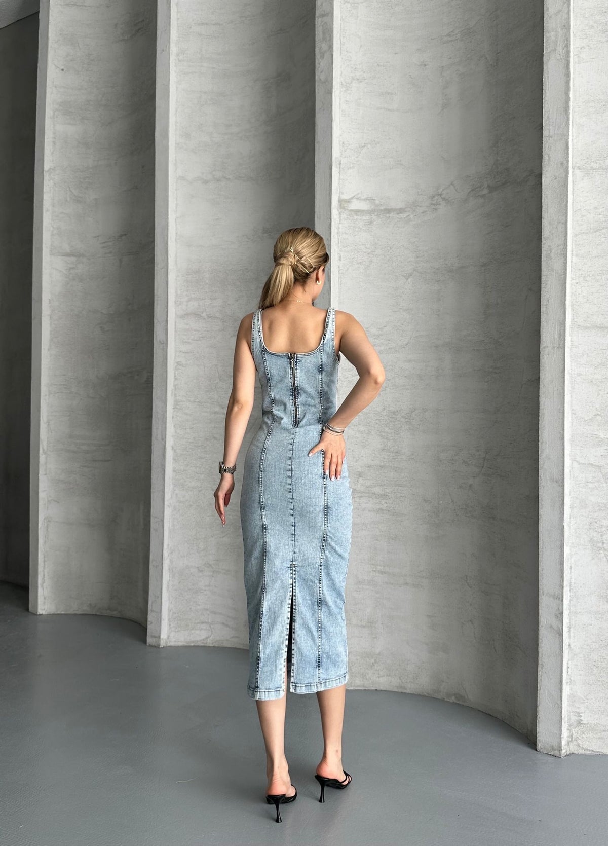 ROCHIE DIN DENIM