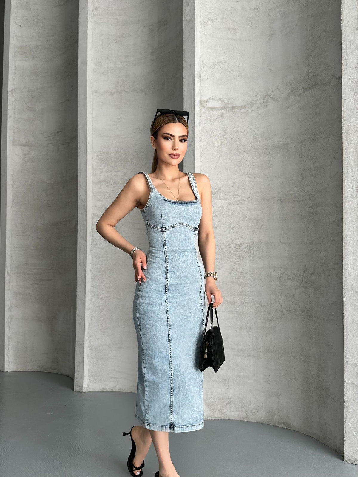 ROCHIE DIN DENIM