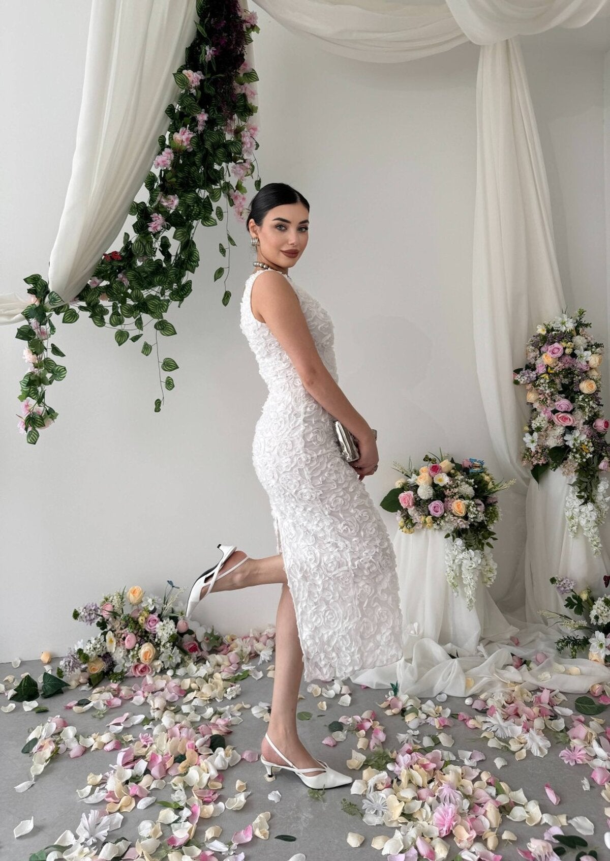 Kren Gül Detaylı Elbise