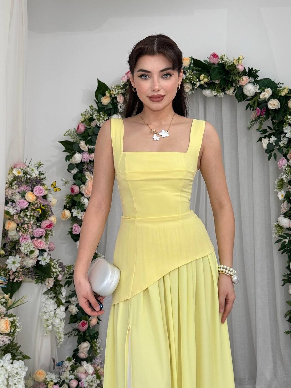 Rochie Luen cu șliț decorativ