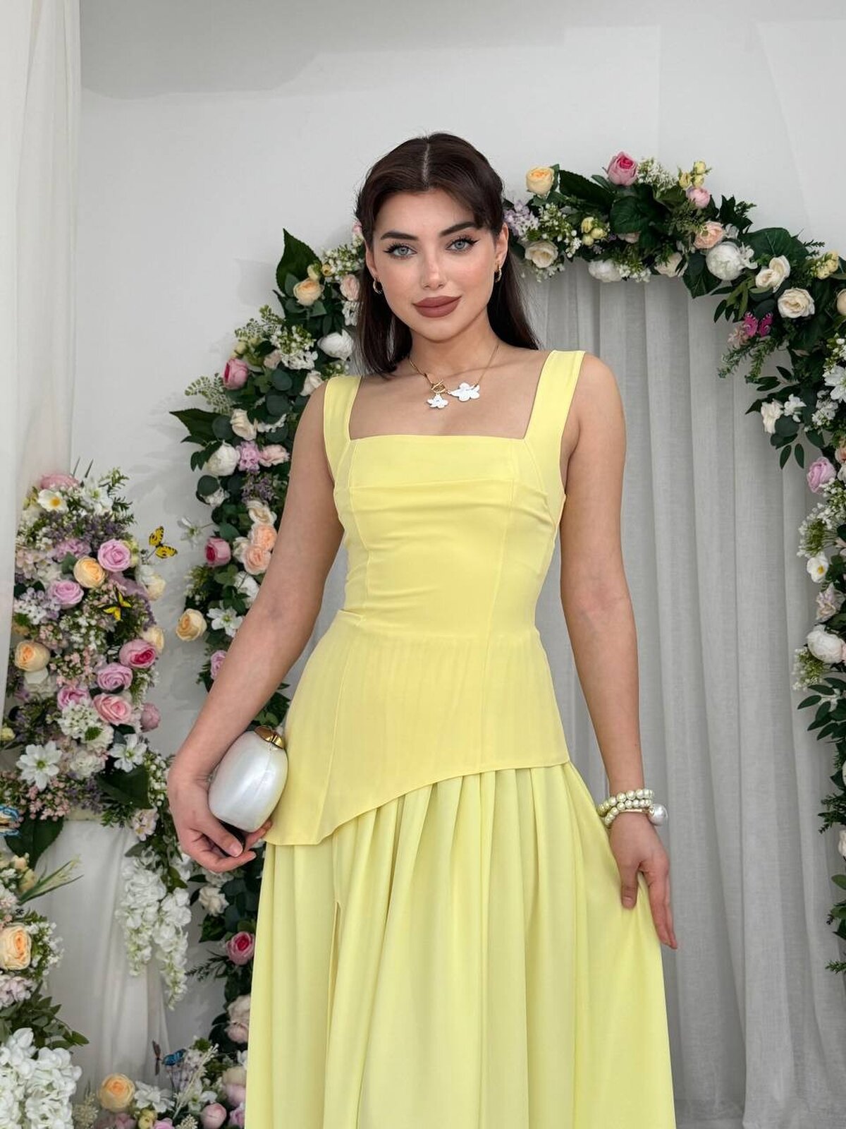 Rochie Luen cu șliț decorativ