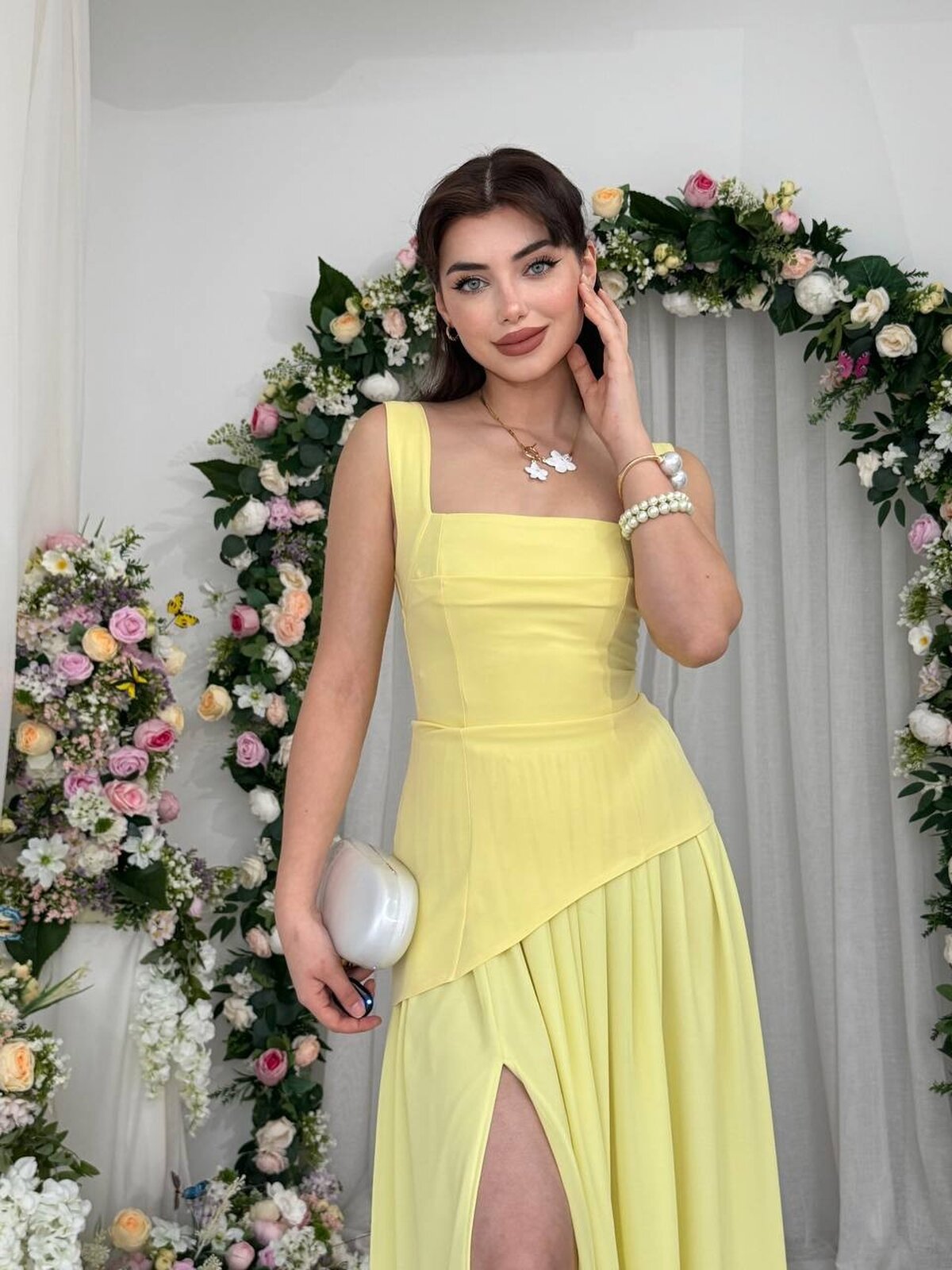 Rochie Luen cu șliț decorativ