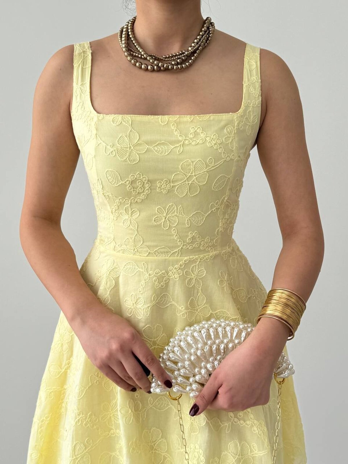 Rochie Lyro cu broderie florală