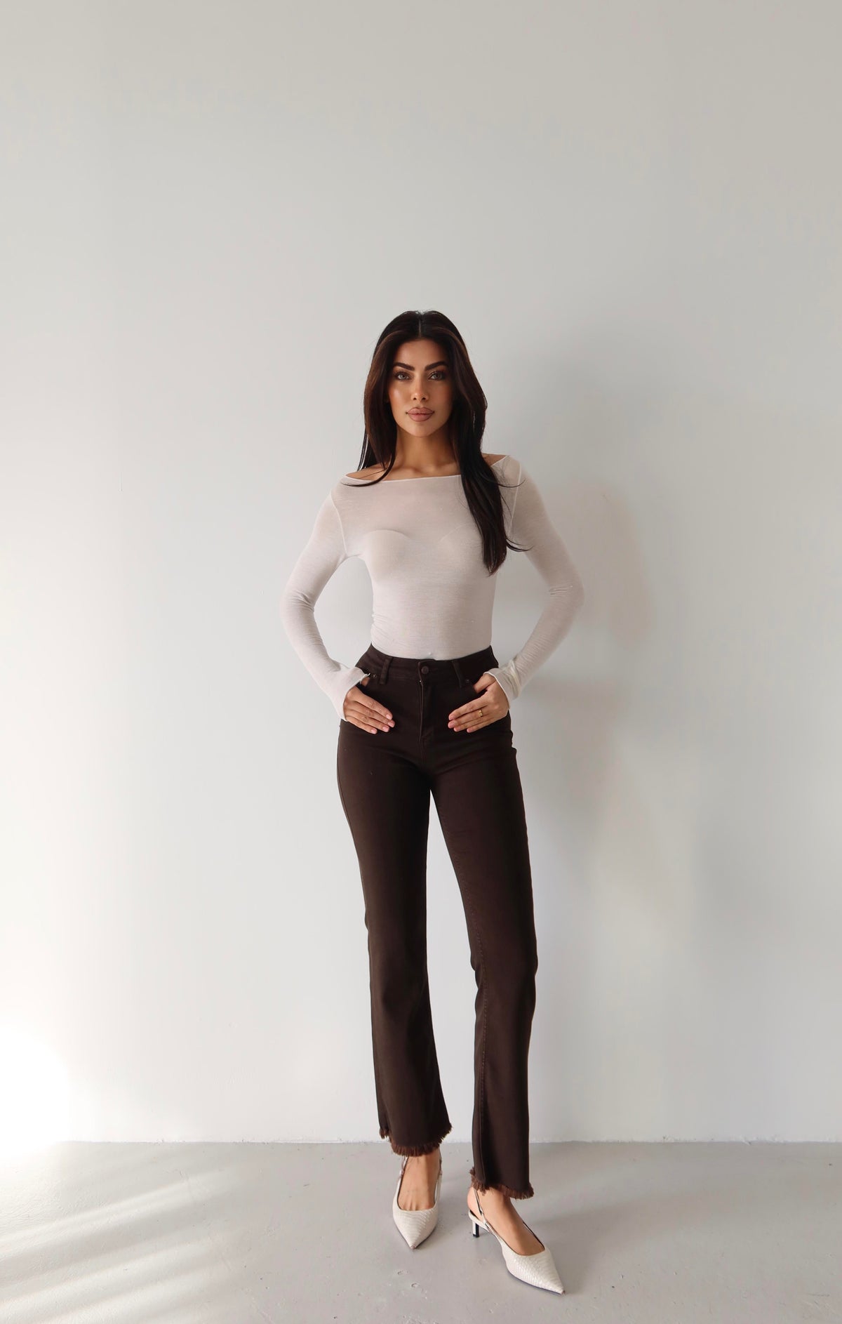 Pantalon Jean Mini Flare Maro Închis