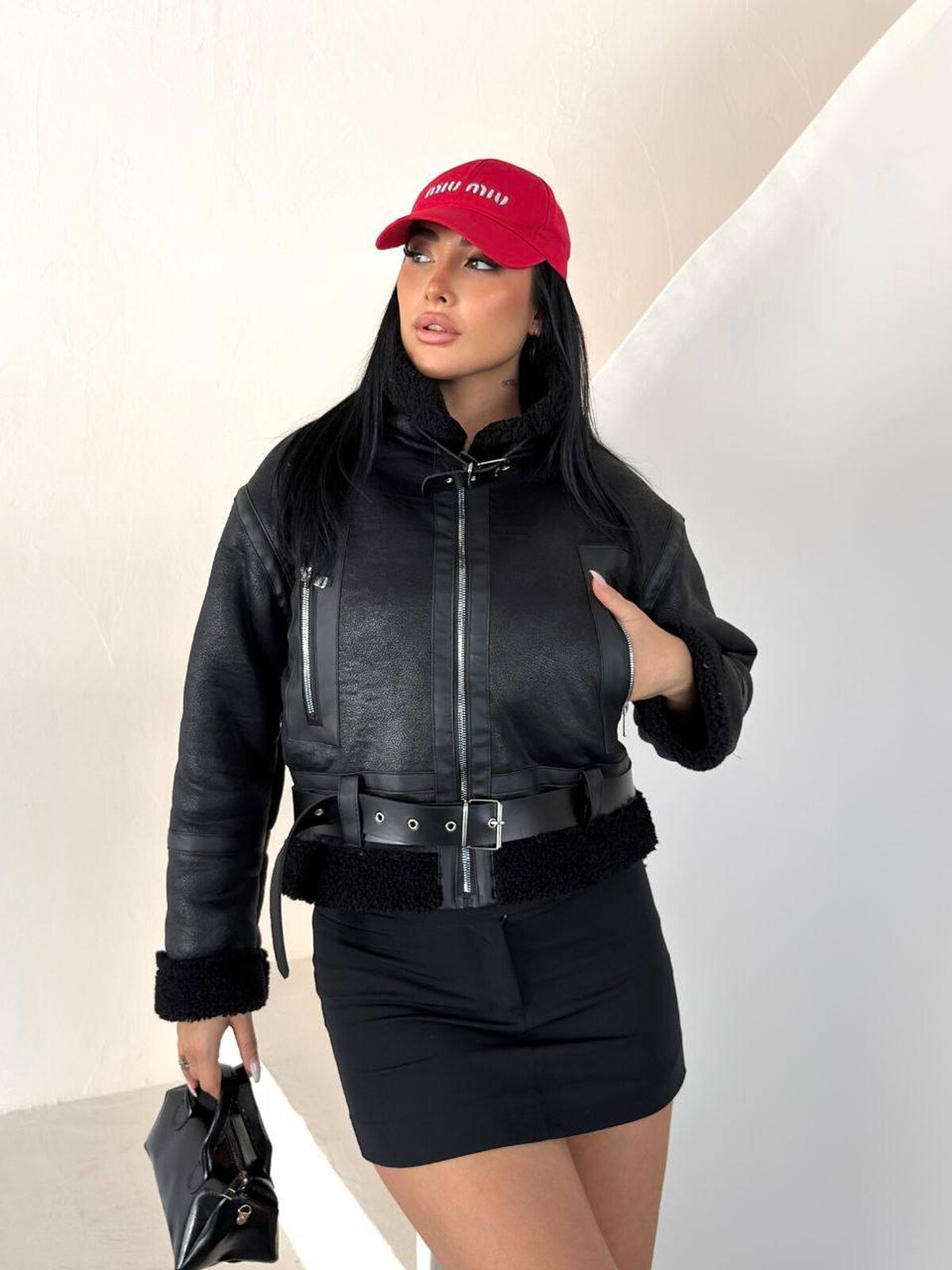 MJF11968-PLUS-CULOARE-DETALIU-JACHETĂ-
