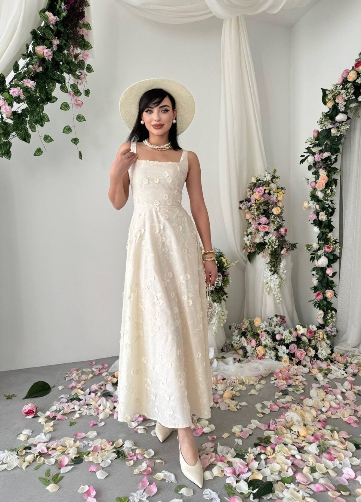 Rochie Myra cu detalii florale