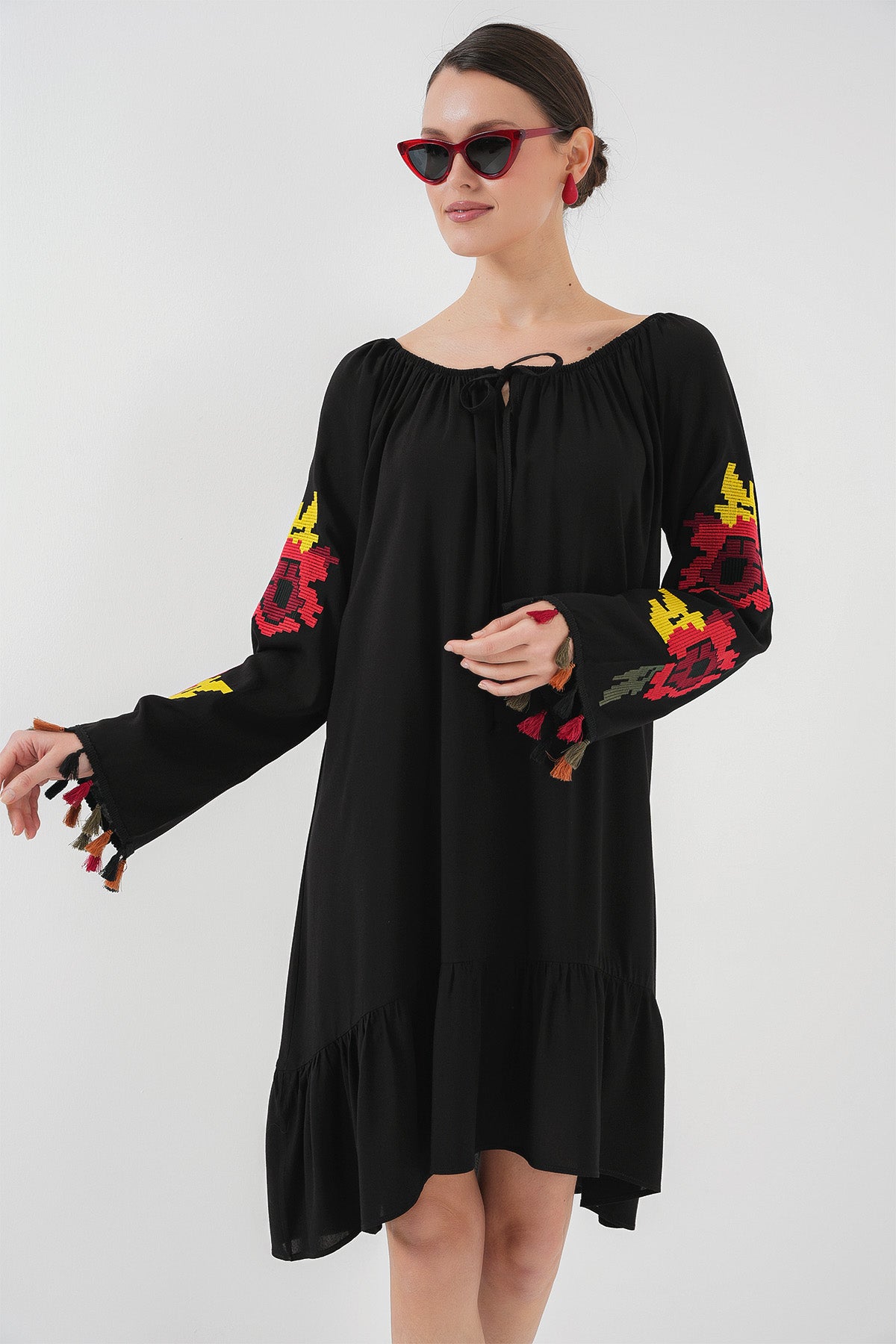 Nakışlı Midi Elbise 2531 - Siyah