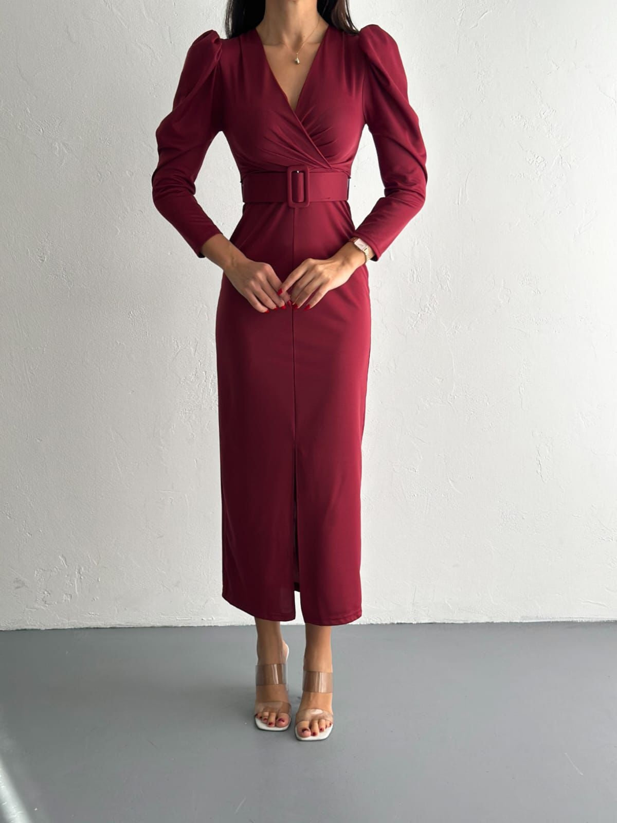ROCHIE DETALIU CUTĂ FATĂ