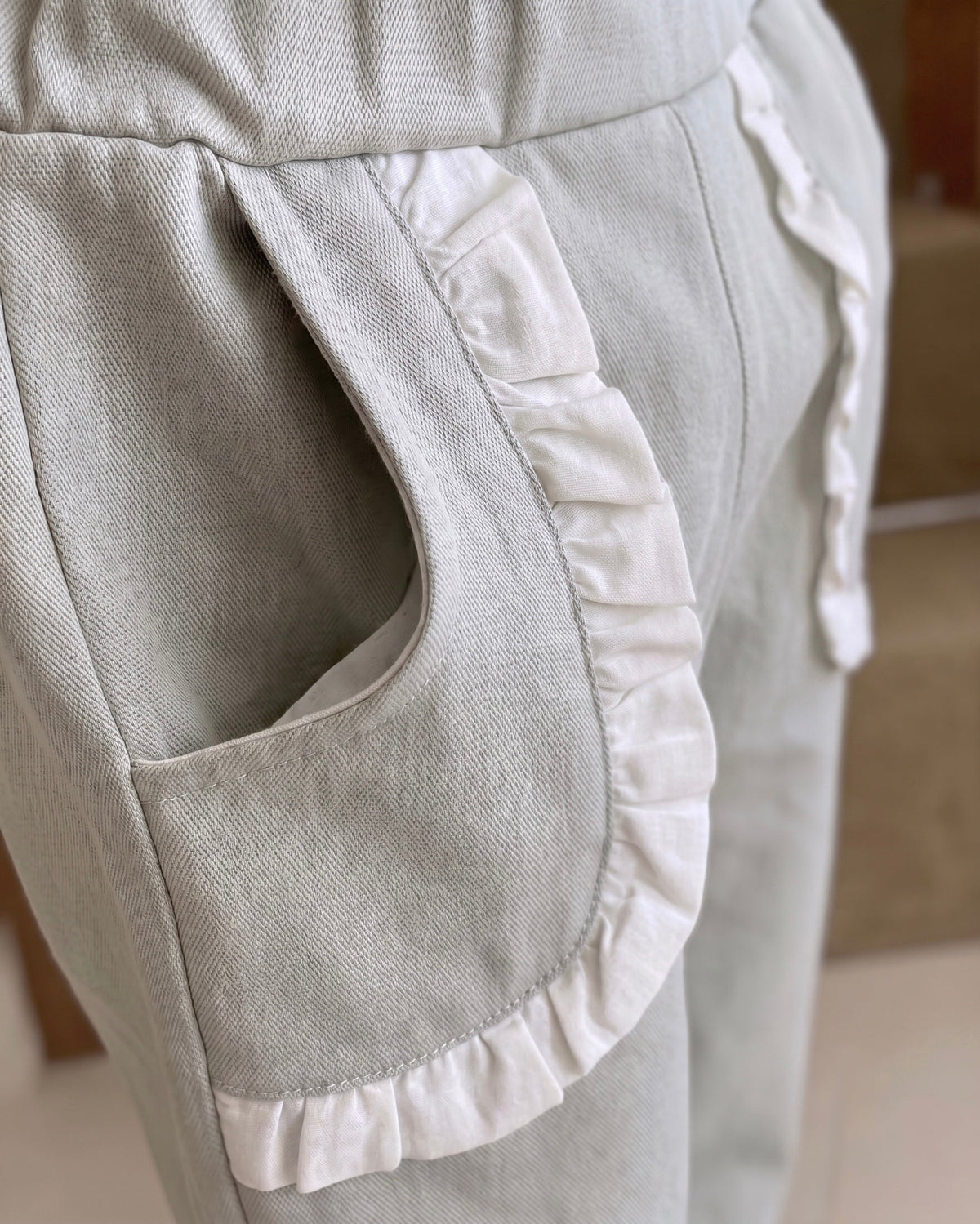 Kız Çocuk Fırfırlı Cepli Pamuklu Pantolon | Geniş Paça | 3–9 Yaş | Taş | RG1782 - TAŞ
