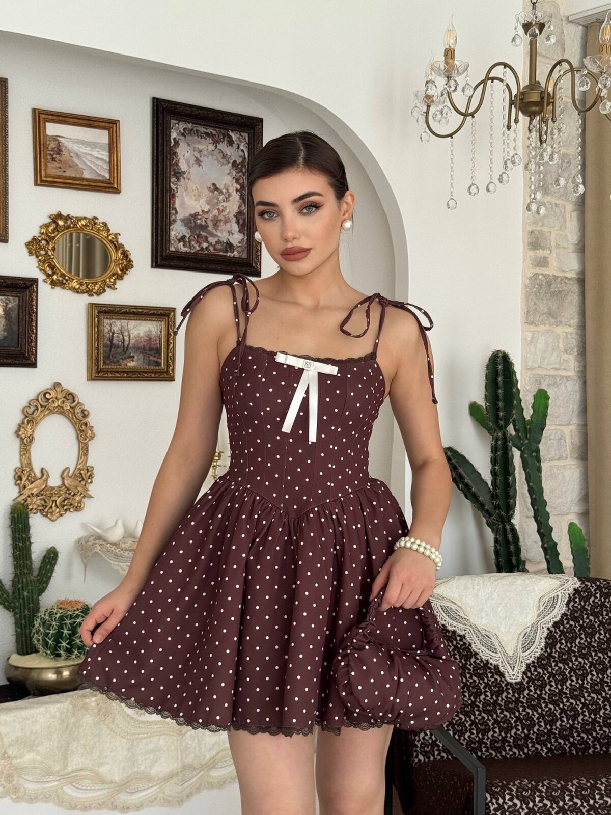 Seuss Broş Detaylı Elbise