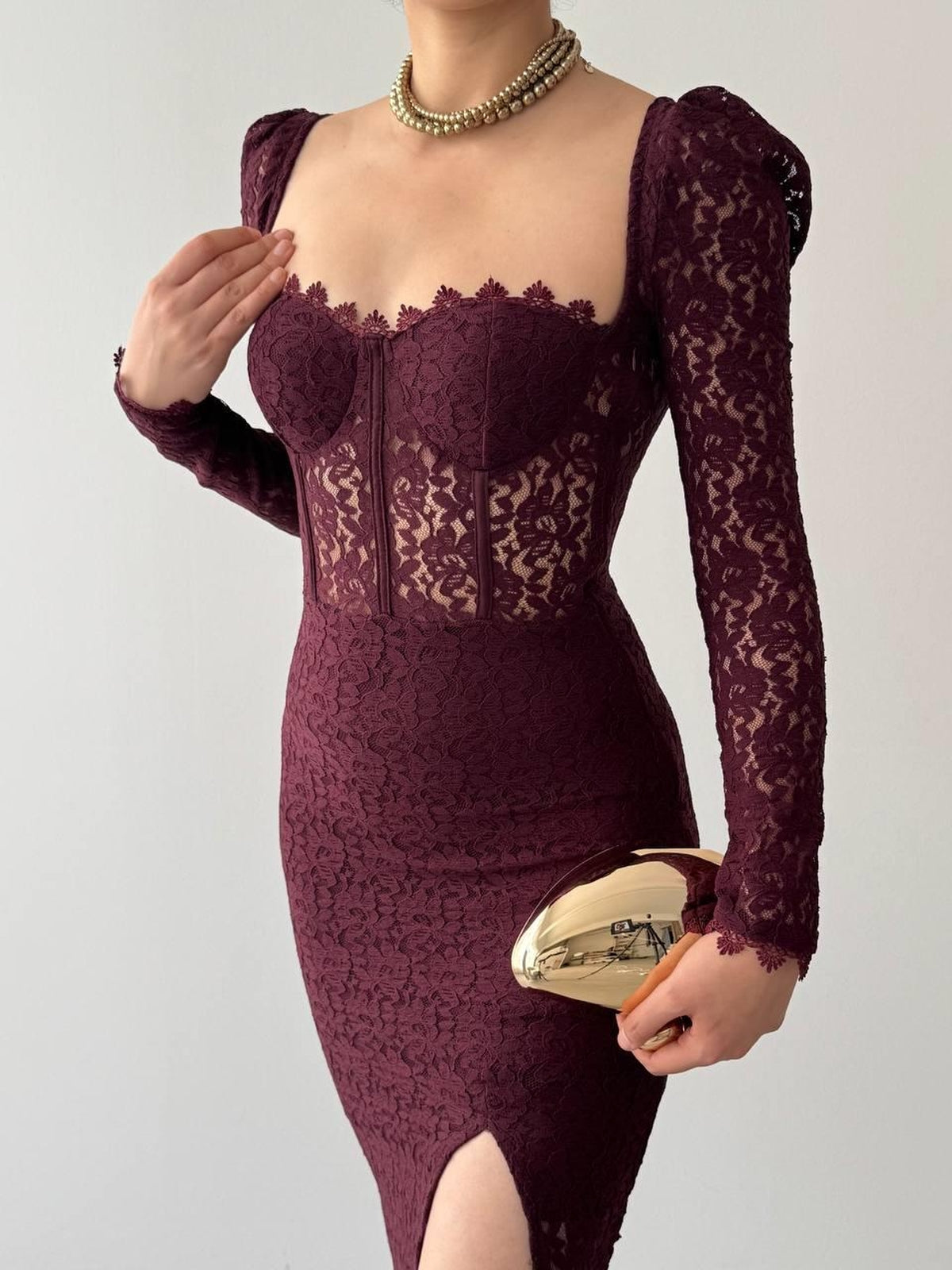 Rochie Siena cu crăpătură decorativă