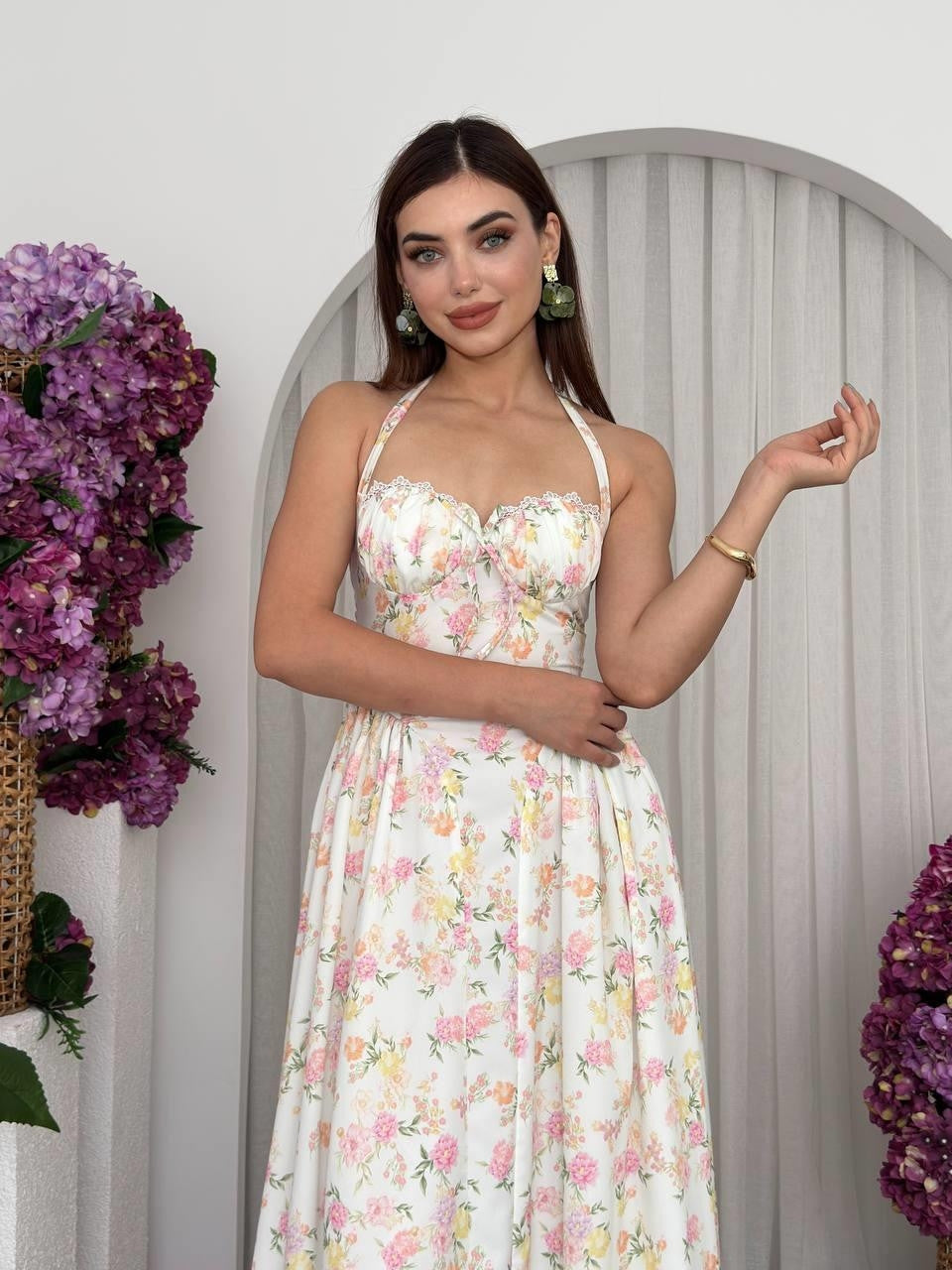 Rochie midi strâmtă