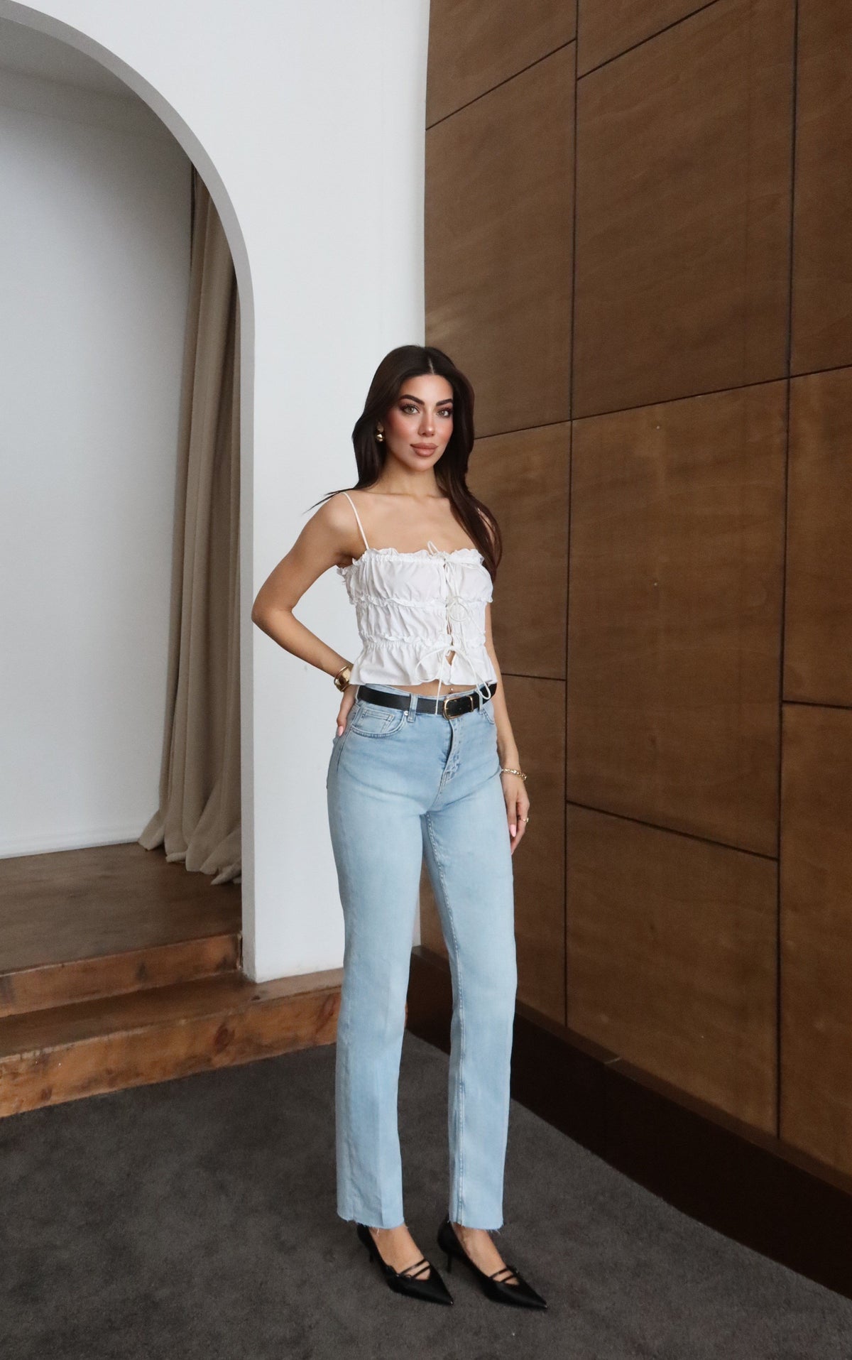 Pantaloni Jean Light Blue cu Talie Înaltă, Crac Tăiat și Curea