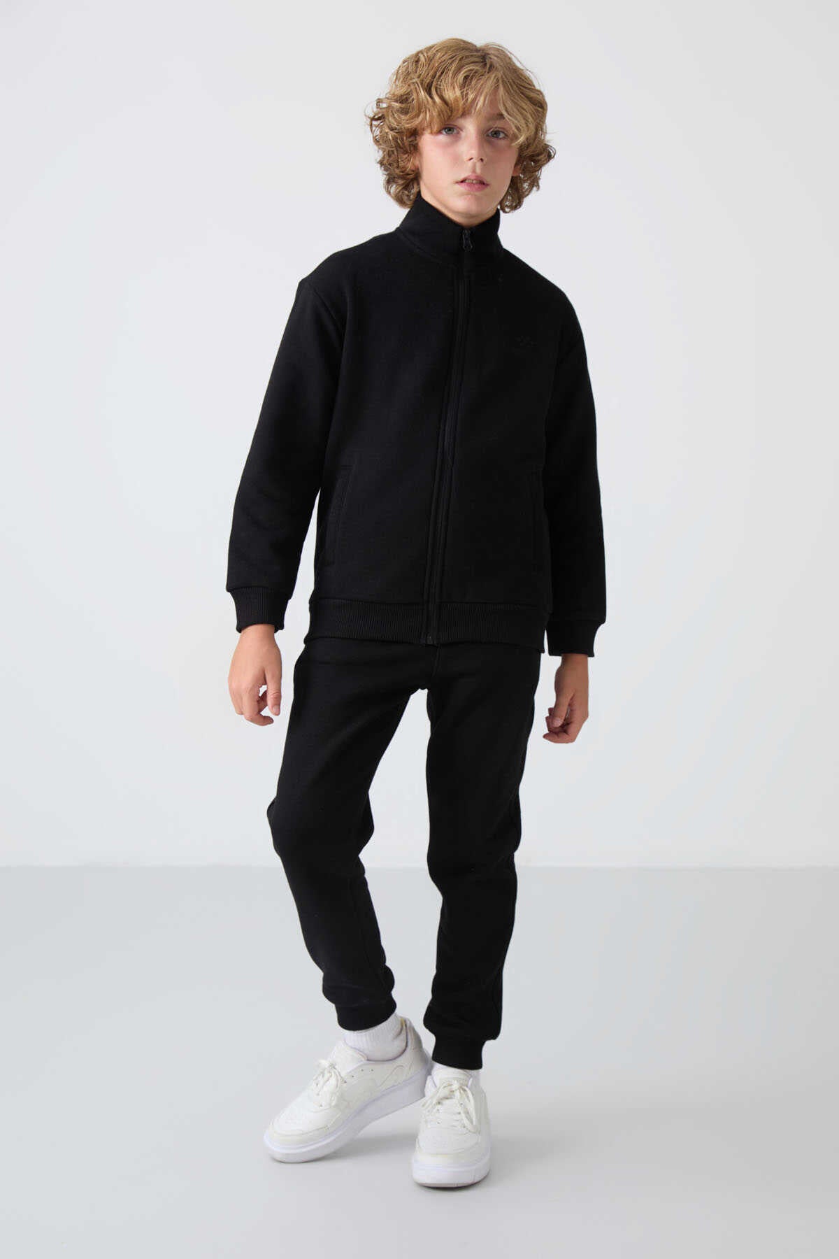 Set trening Tommylife Wholesale pentru băieți, 7-15 ani, cu guler ridicat, 11256, negru