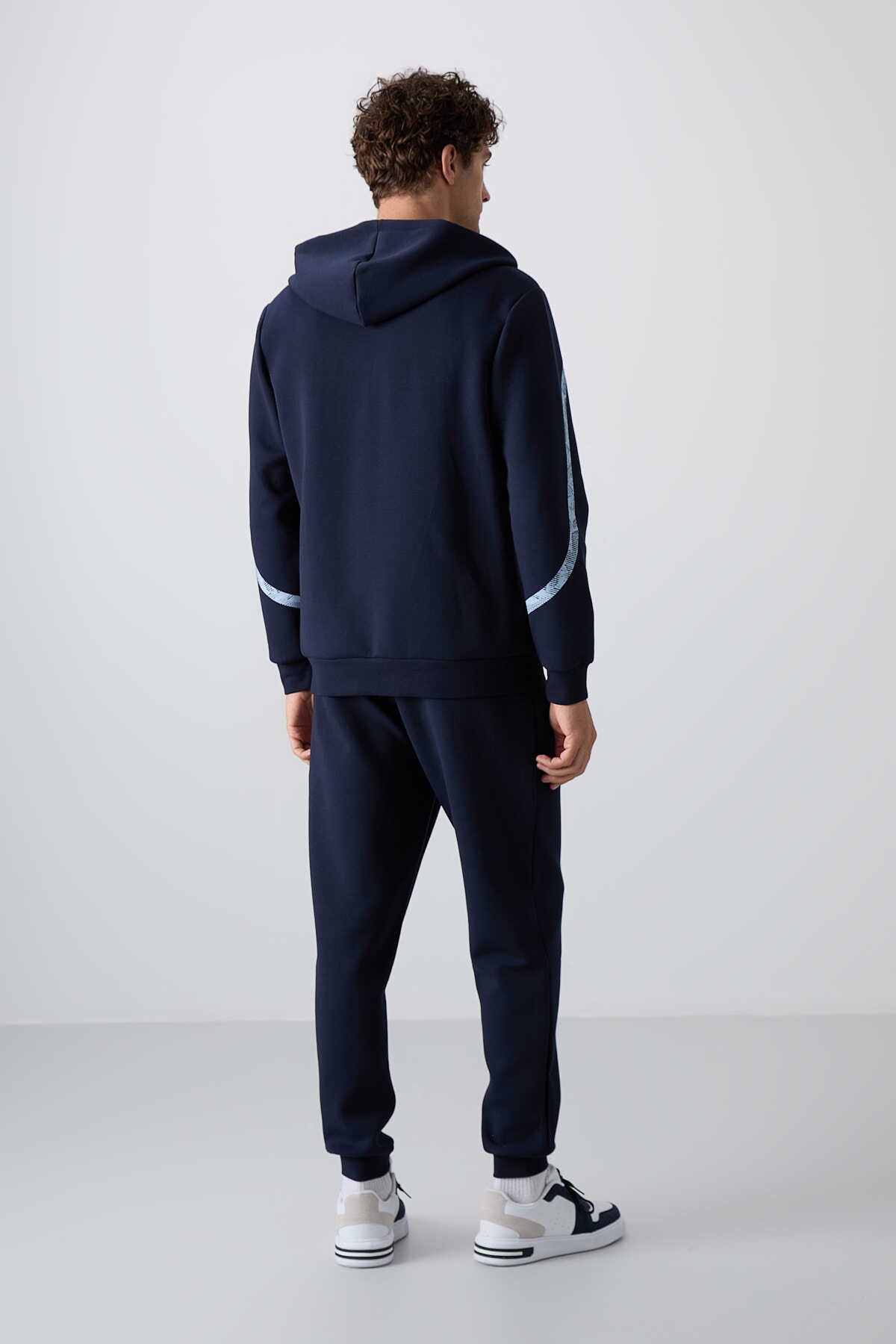 Tommylife Toptan Comfort Fit Baskılı Erkek Eşofman Takım 85236 İndigo