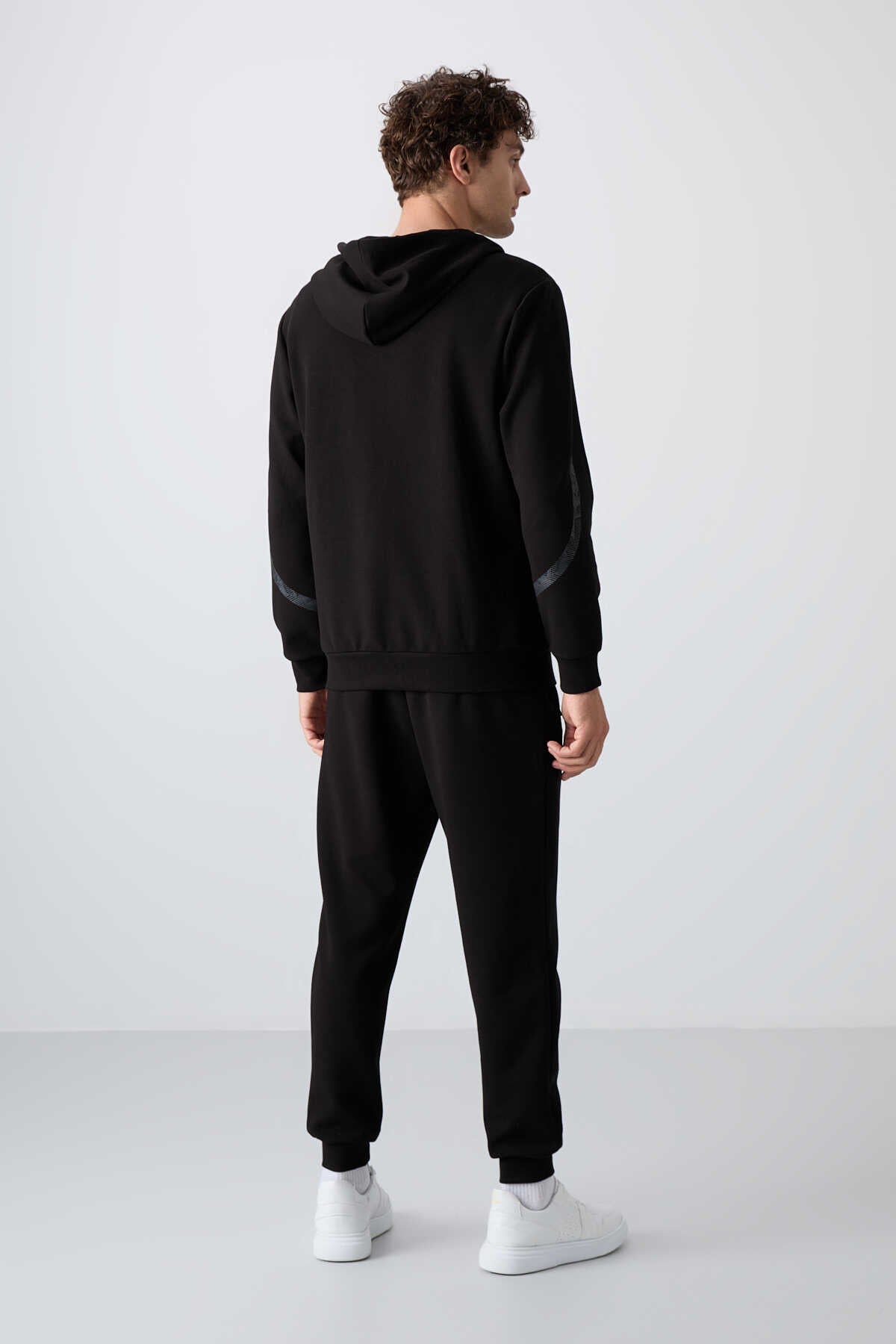 Tommylife Toptan Comfort Fit Baskılı Erkek Eşofman Takım 85236 Siyah