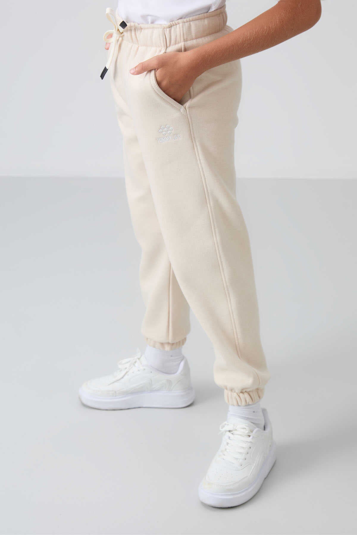 Tommylife Toptan Garson Boy Jogger Standart Kalıp Erkek Çocuk Eşofman Alt 11225 Bej
