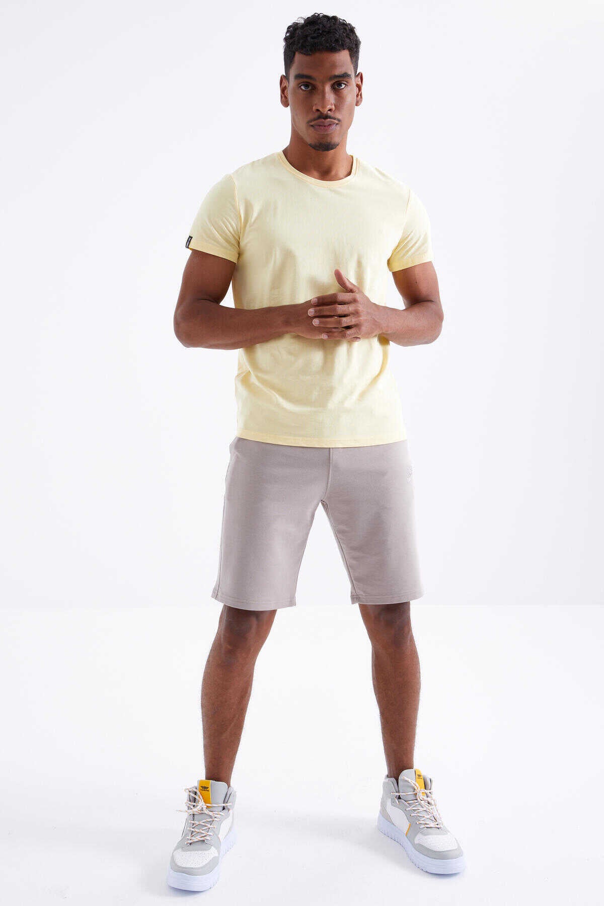 Tommylife Toptan Bej Inchis Cu Sireturi Standard Fit Basic Barbati Pantalon Scurt - 81212