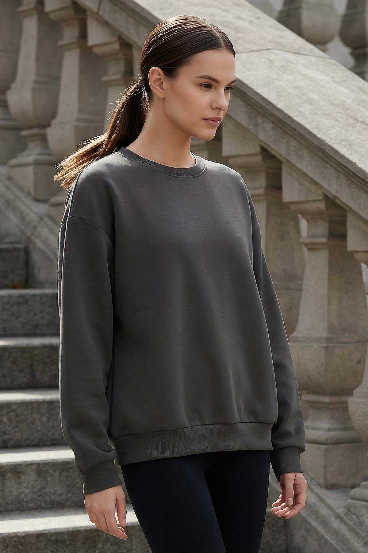Tommylife Toptan Koyu Gri Basic O Yaka Oversize Kadın Sweatshirt - 97053